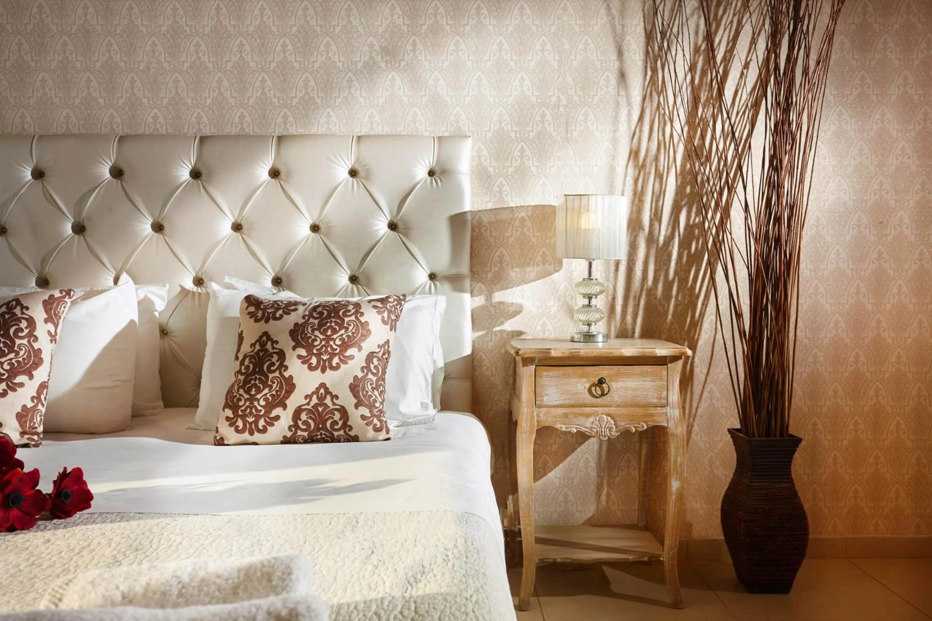 Bed in Archontiko Old Town Suites