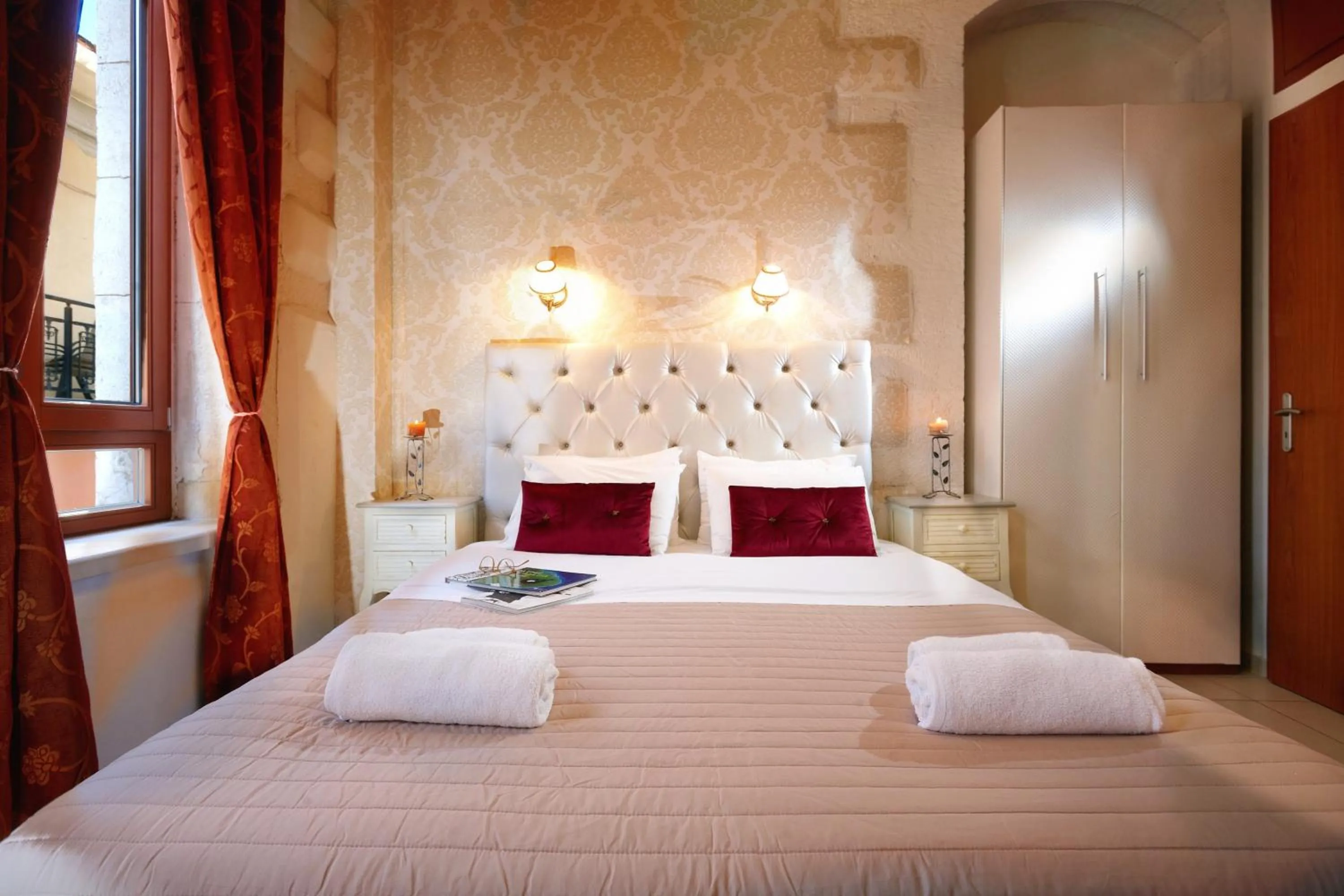 Bedroom, Bed in Archontiko Old Town Suites