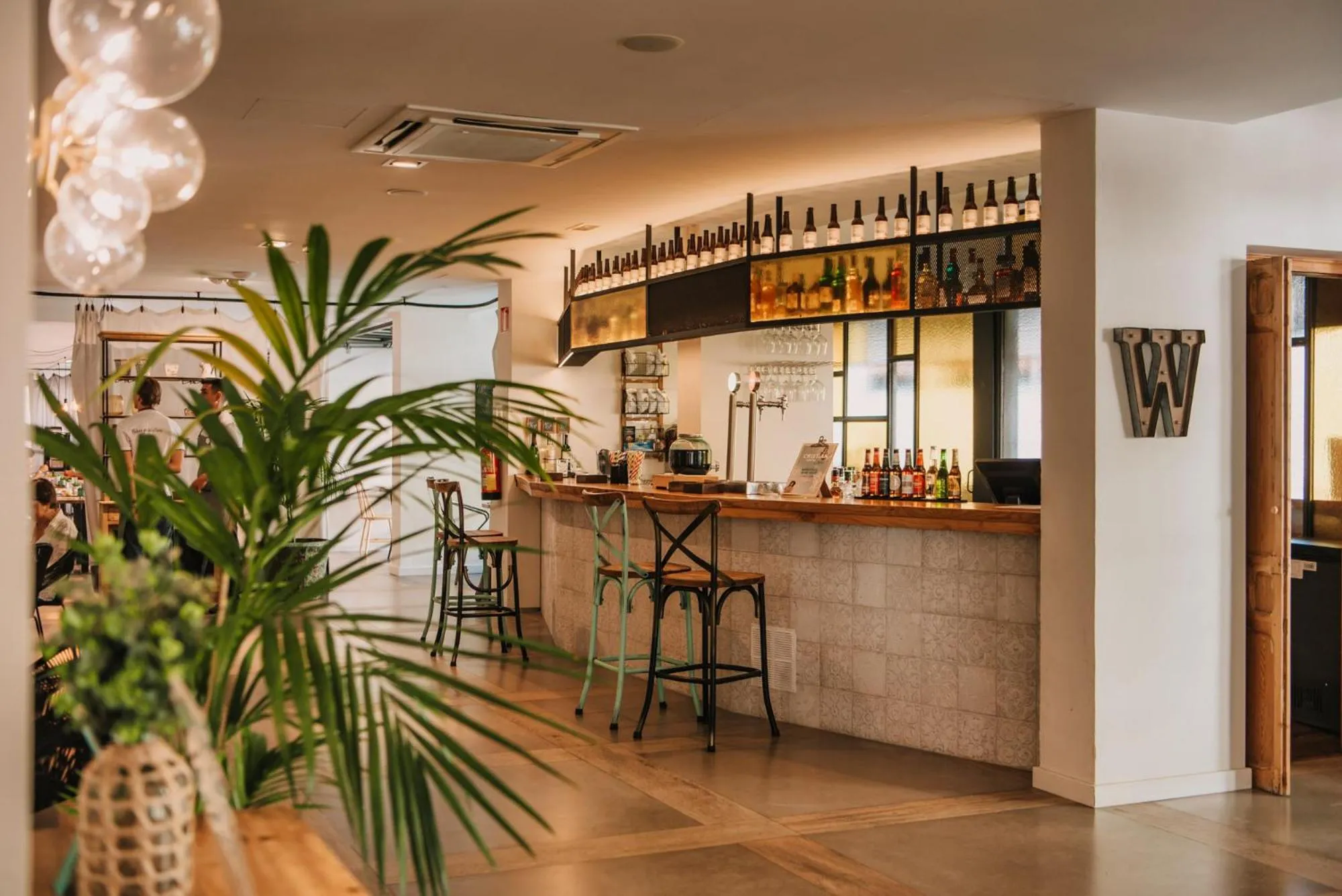 Lounge or bar in Hotel Windsor Tossa - Adults Only 16