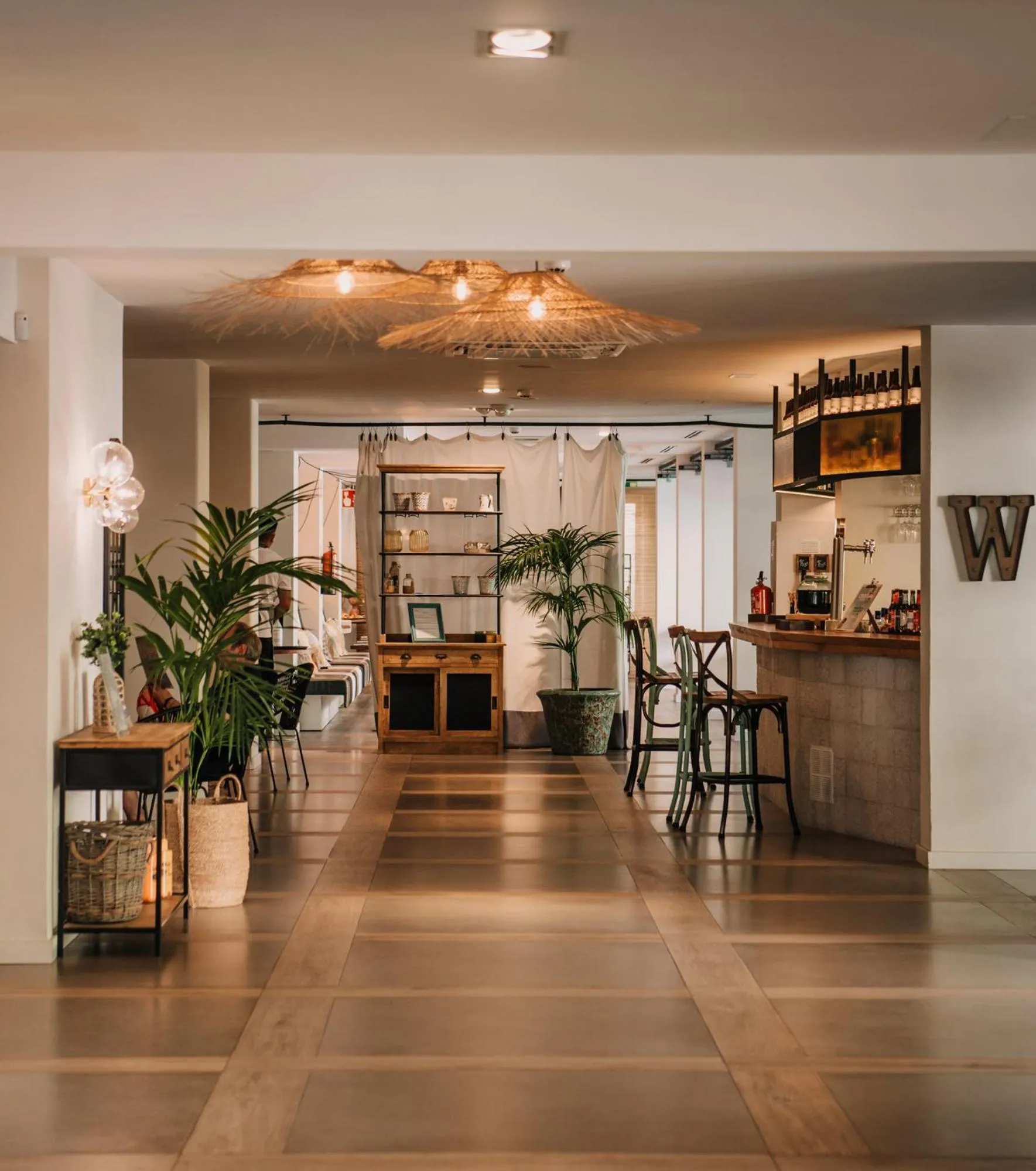 Lobby or reception in Hotel Windsor Tossa - Adults Only 16