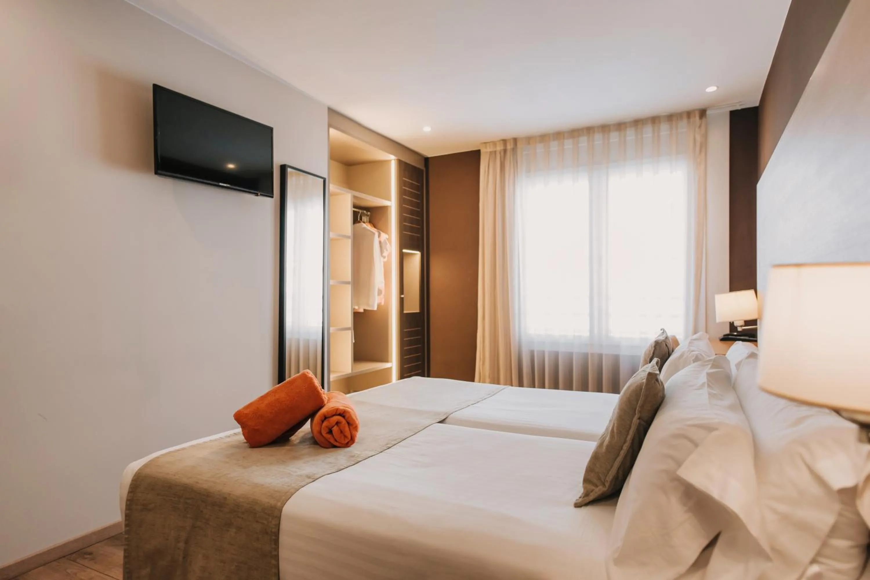 Bed in Hotel Windsor Tossa - Adults Only 16