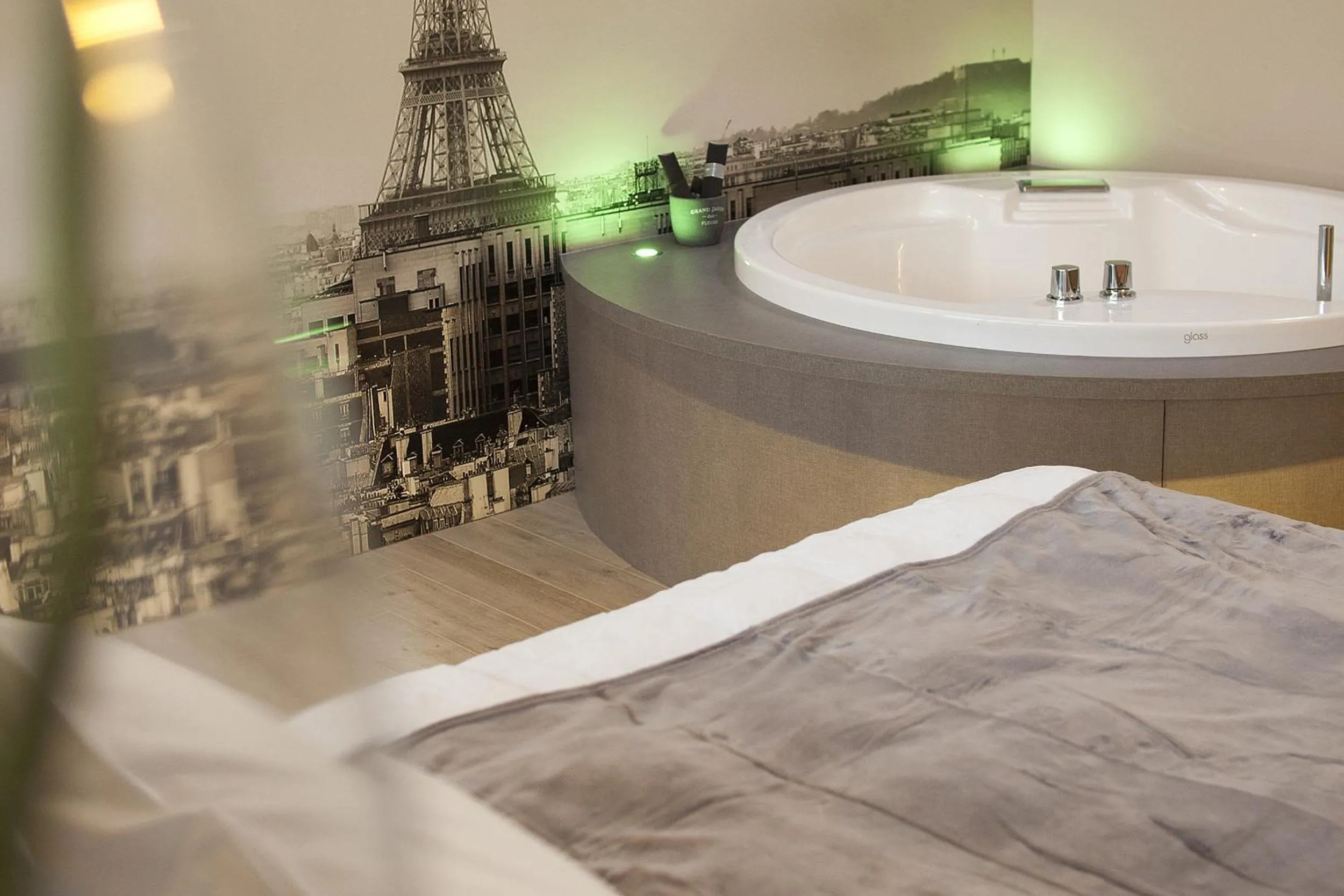 Decorative detail in Hotel Seven Rooms