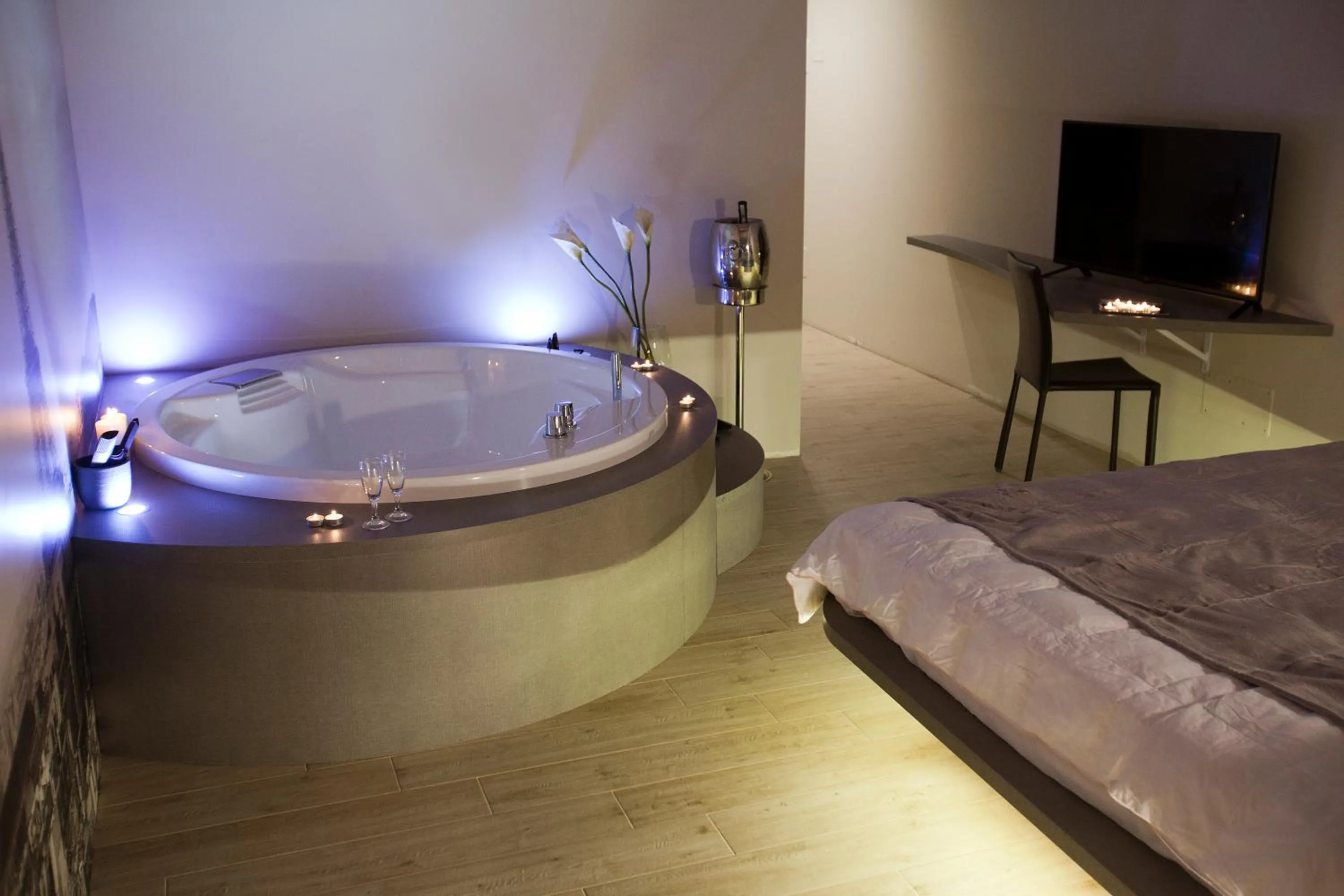 Bed in Hotel Seven Rooms