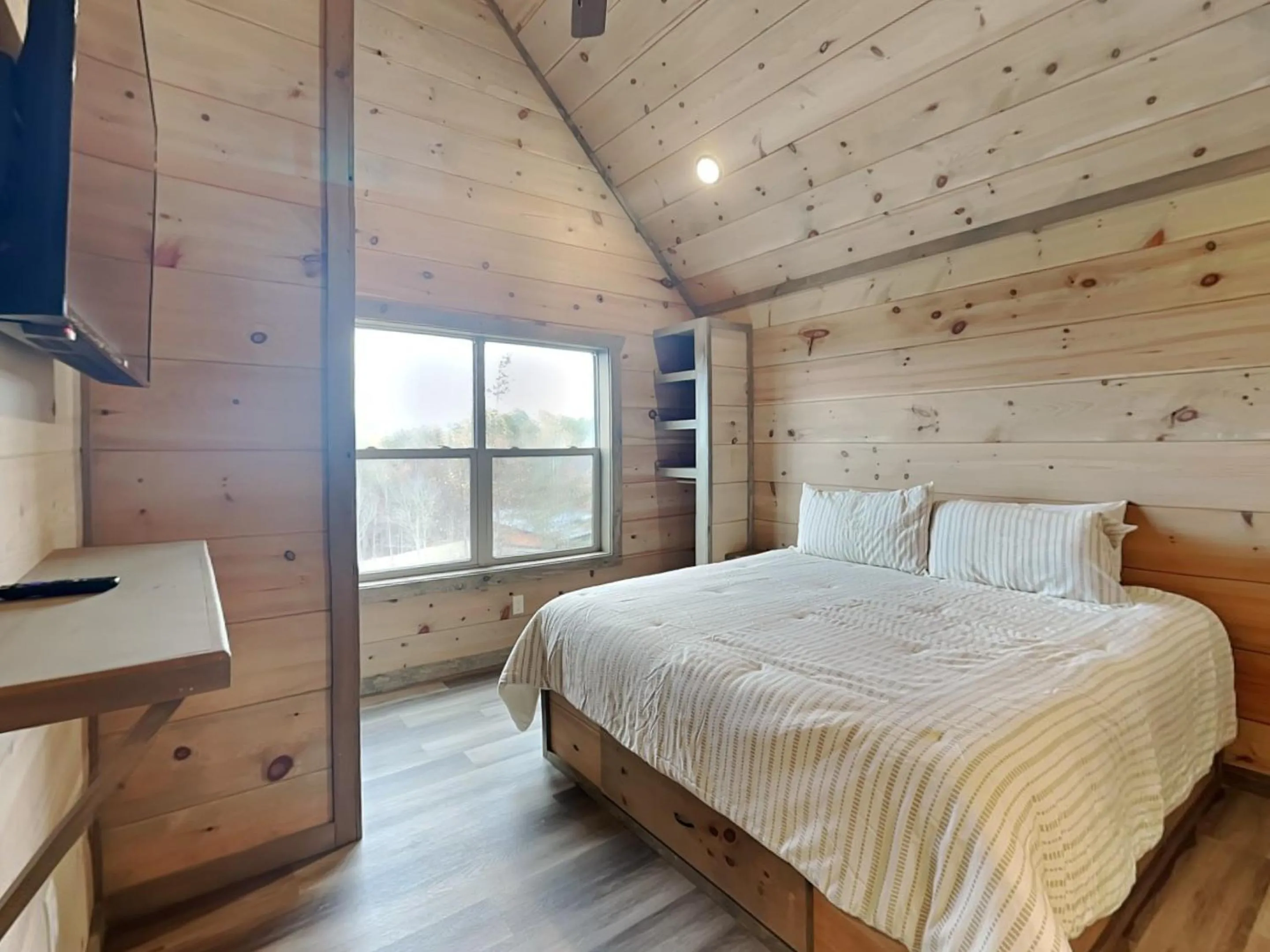 Bed in Breathless Views
