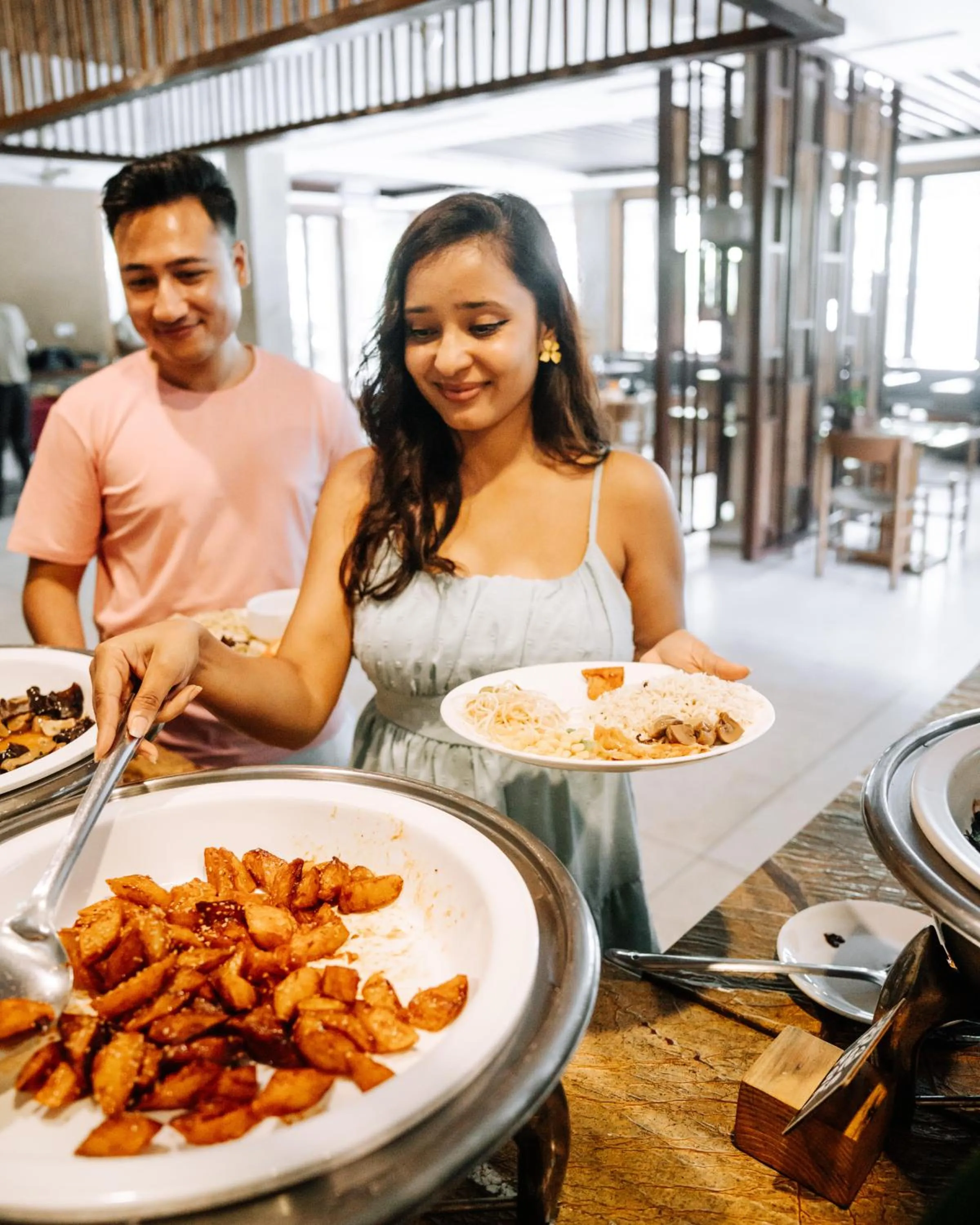 Restaurant/places to eat in Kasara Chitwan