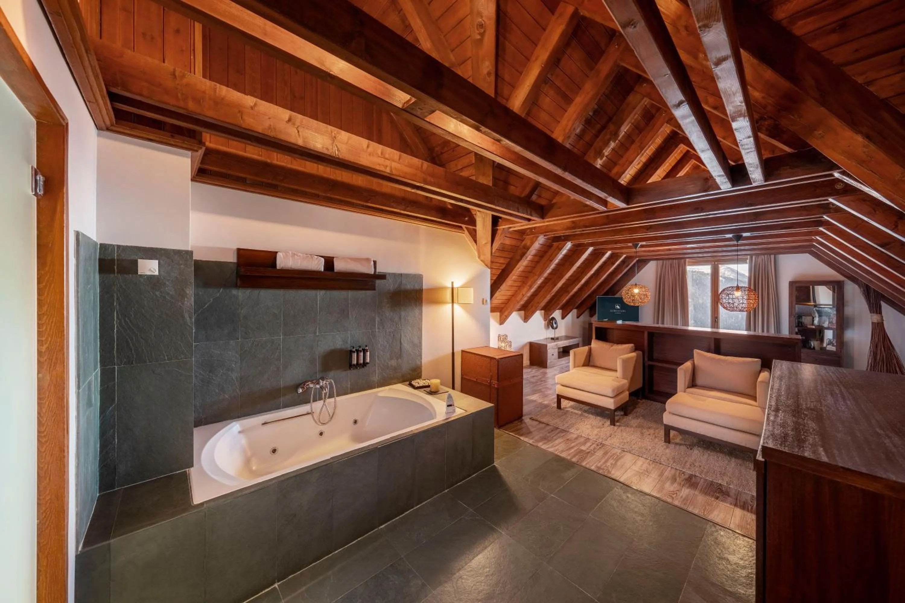 Photo of the whole room, Bed in Eurostars La Pleta