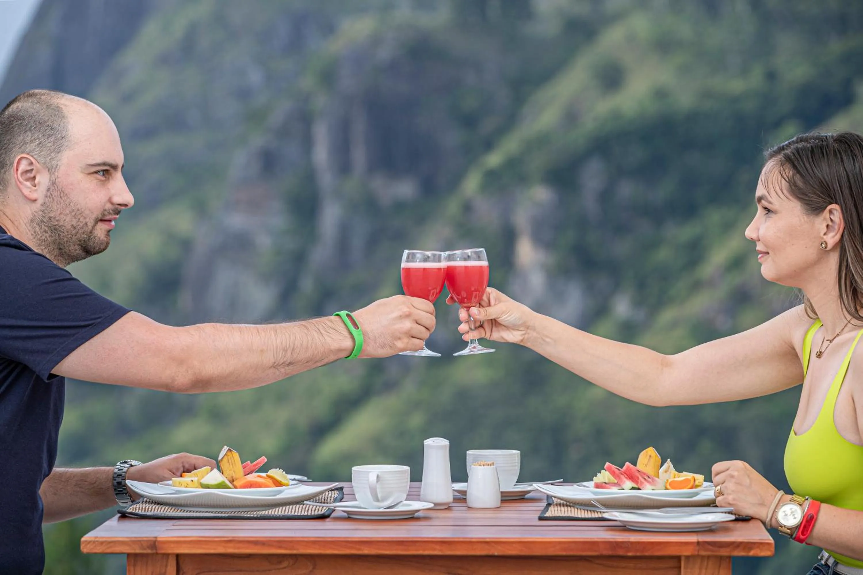 Meals in Hotel Onrock