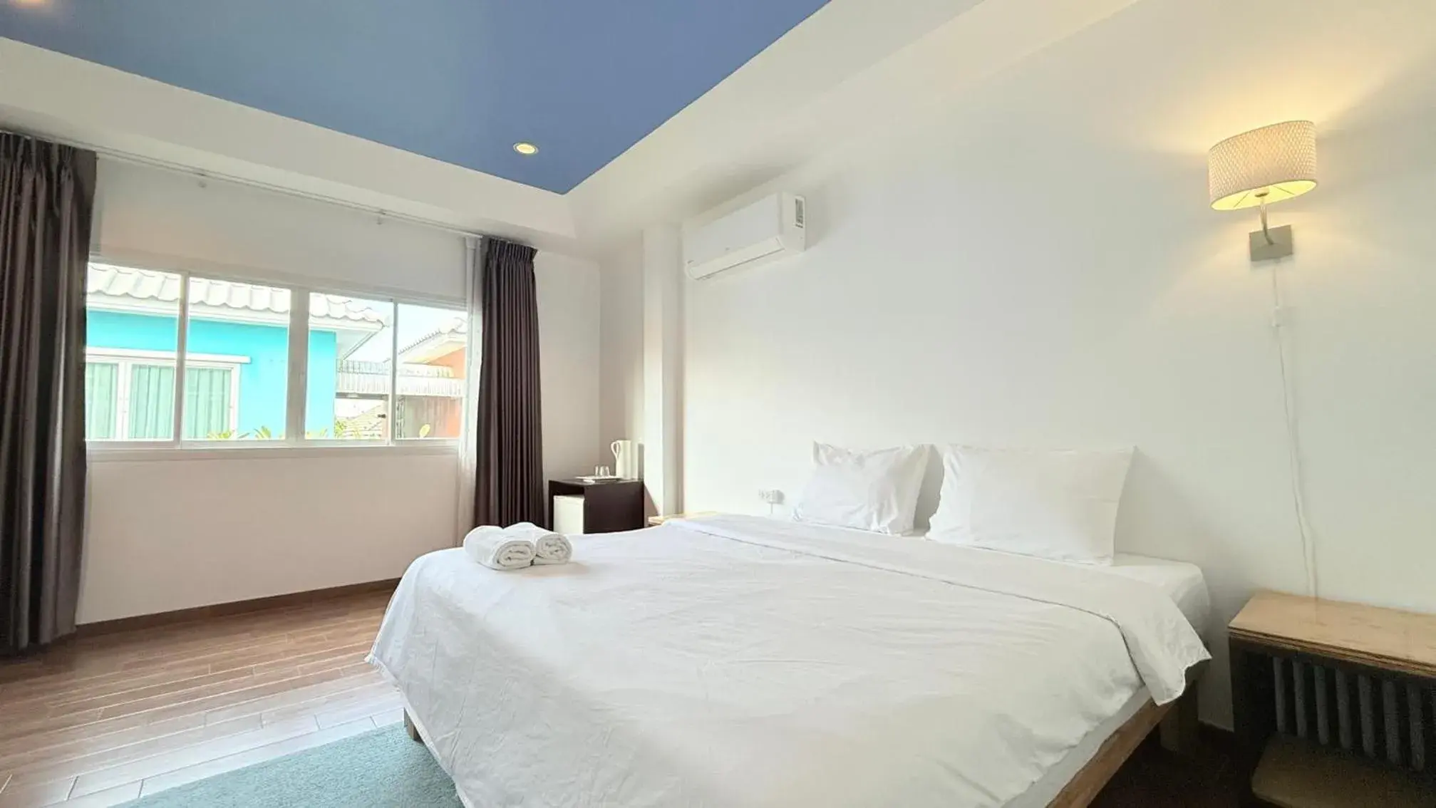 Bed in Issara House Bangkok Bed in Issara House Bangkok