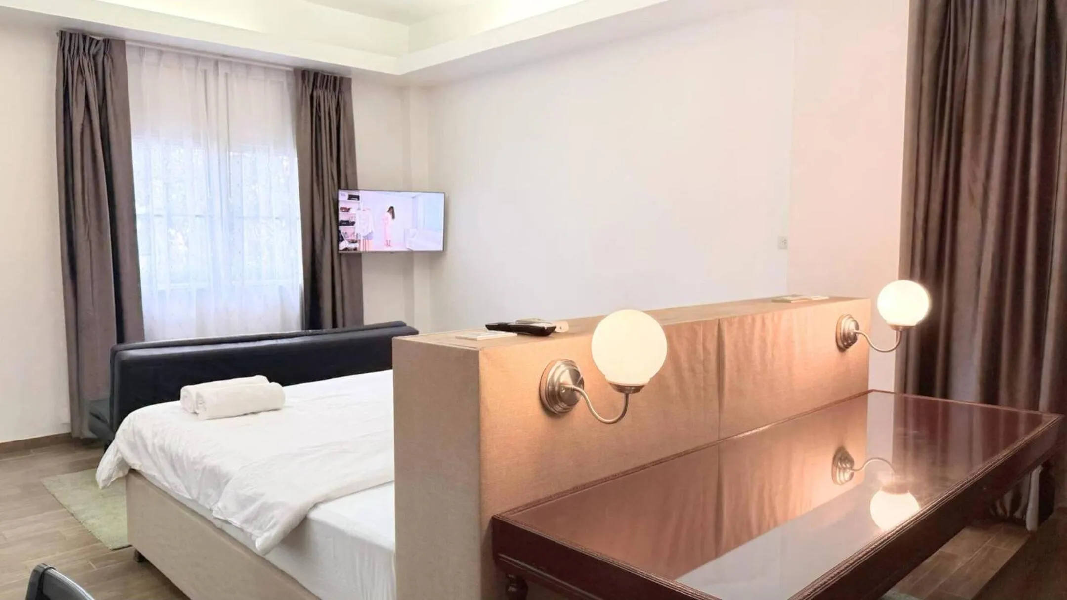 Bed in Issara House Bangkok