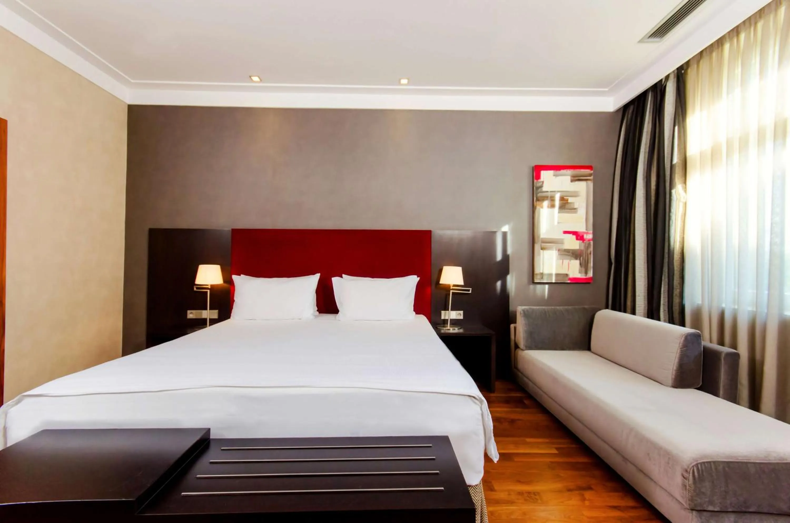 Photo of the whole room, Bed in Hotel NH Poznan