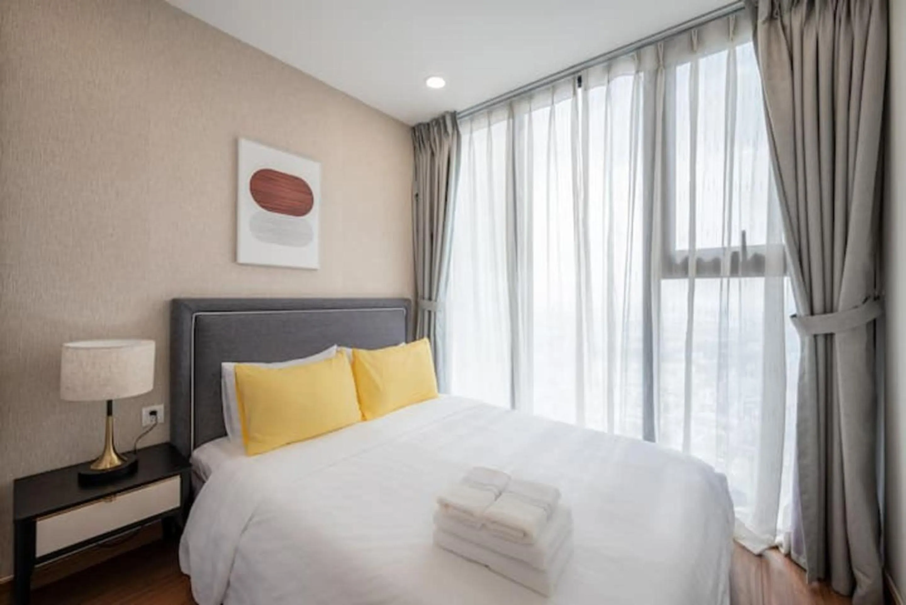 Bed in Eco Green Saigon - Free Gym & Netflix & Pool