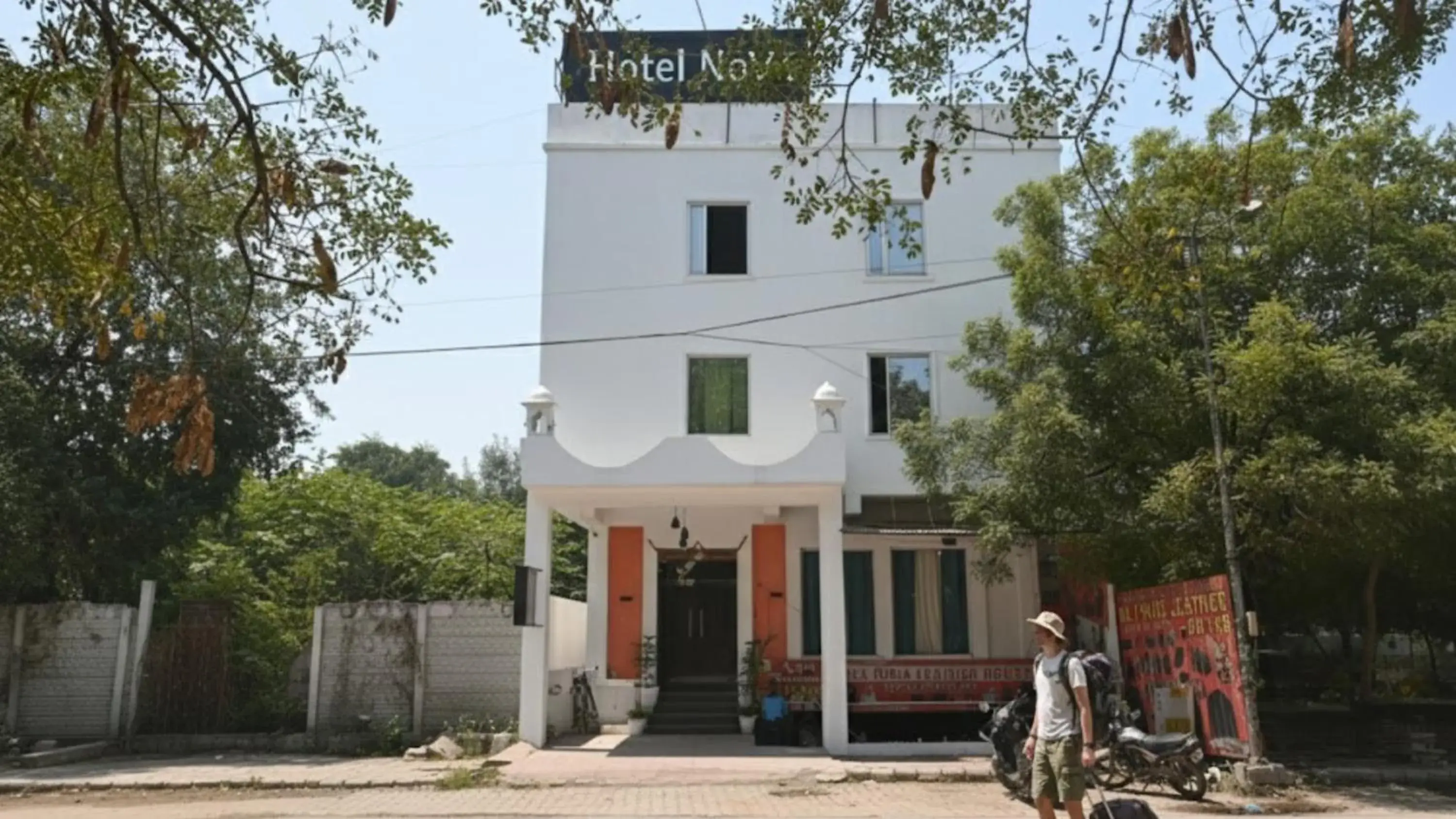 Hotel Novo Agra - 1 Km From Taj Mahal Hotel Novo Agra - 1 Km From Taj Mahal