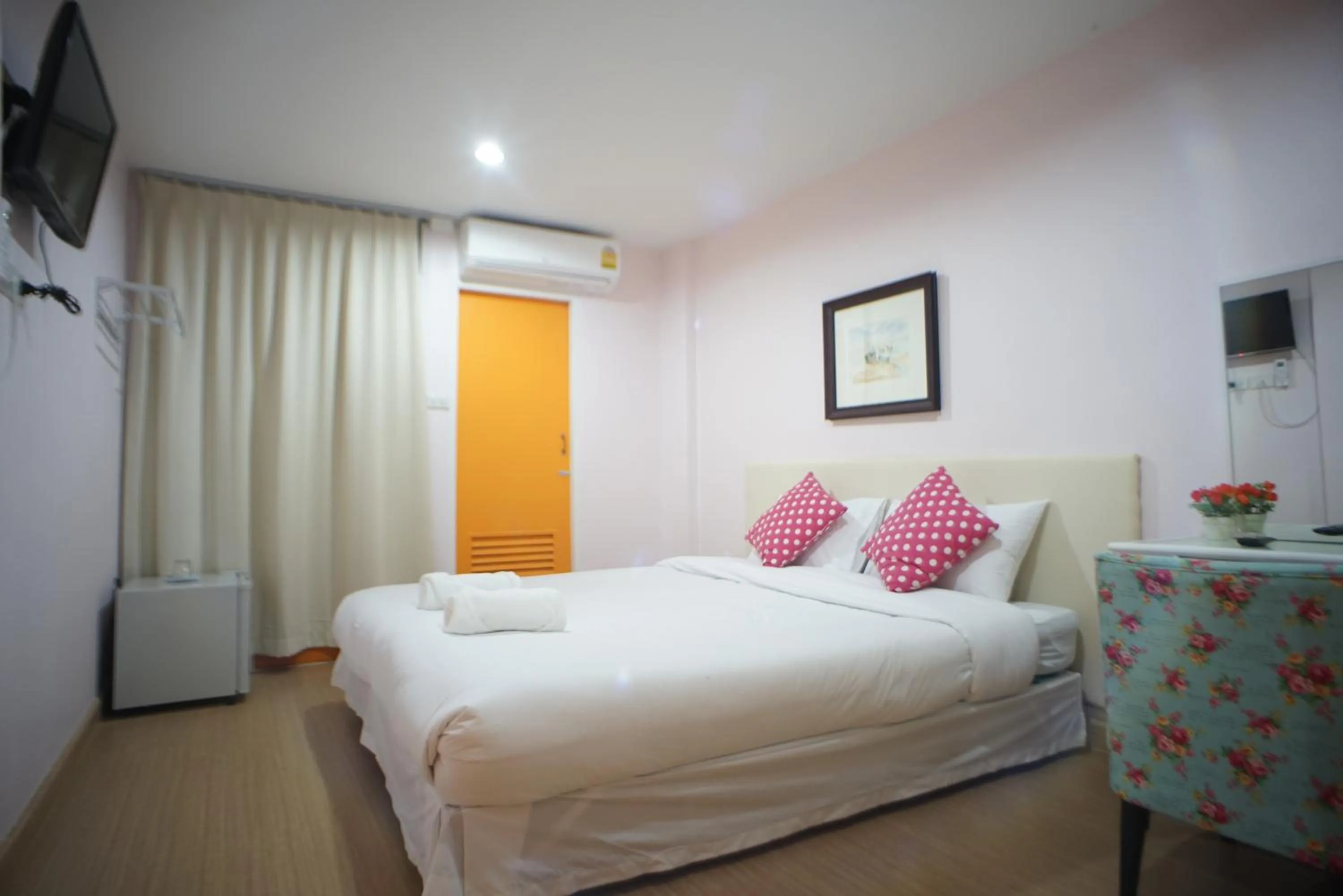 Photo of the whole room in The Grace House Chiangmai