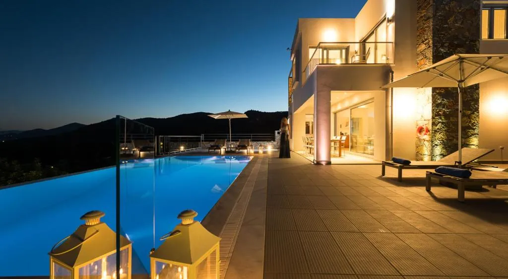 Pool view in Elounda Luxury Villas