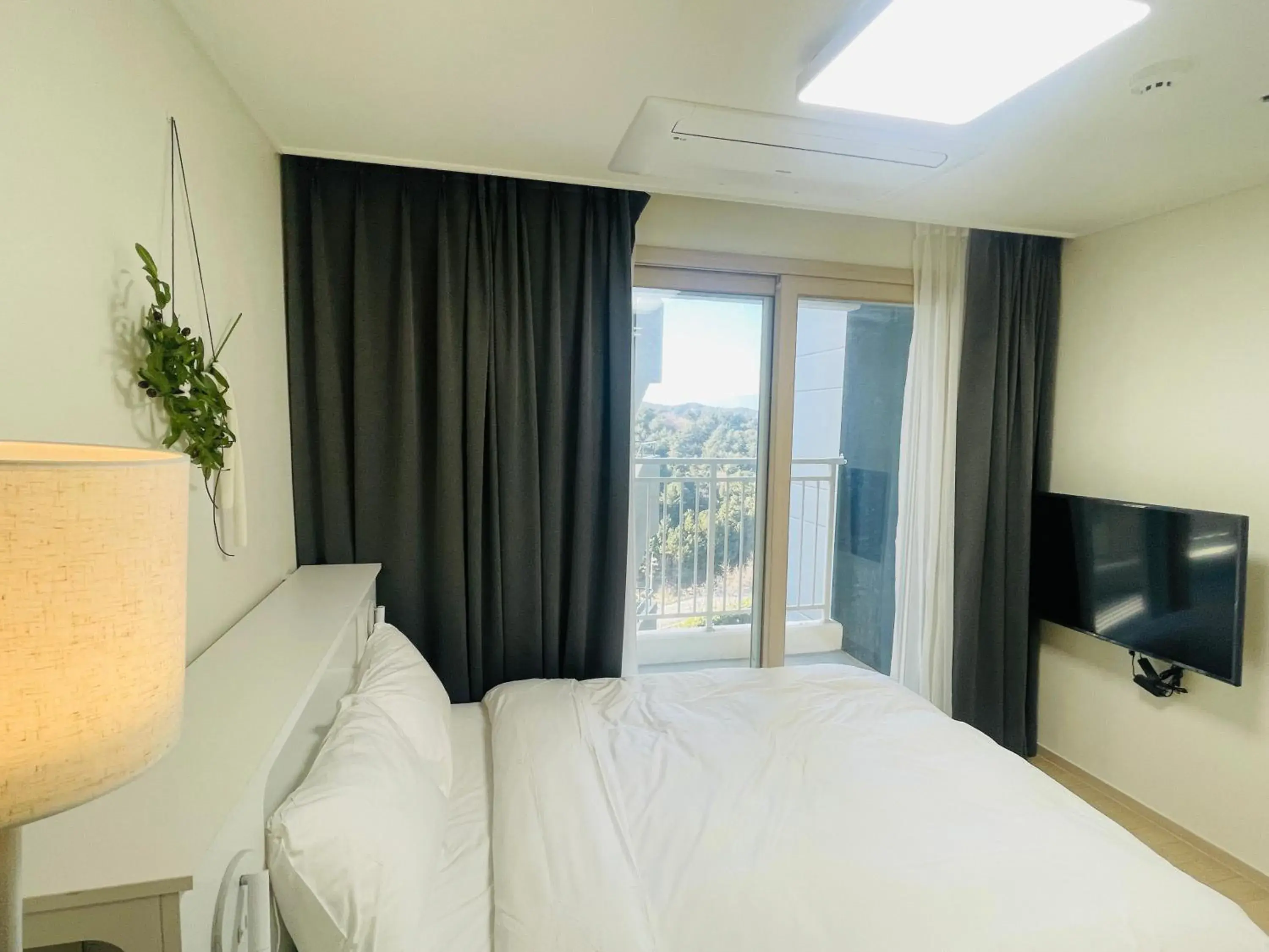 Budget Double Room in OceanStay E7 INN-TheCity Budget Double Room in OceanStay E7 INN-TheCity
