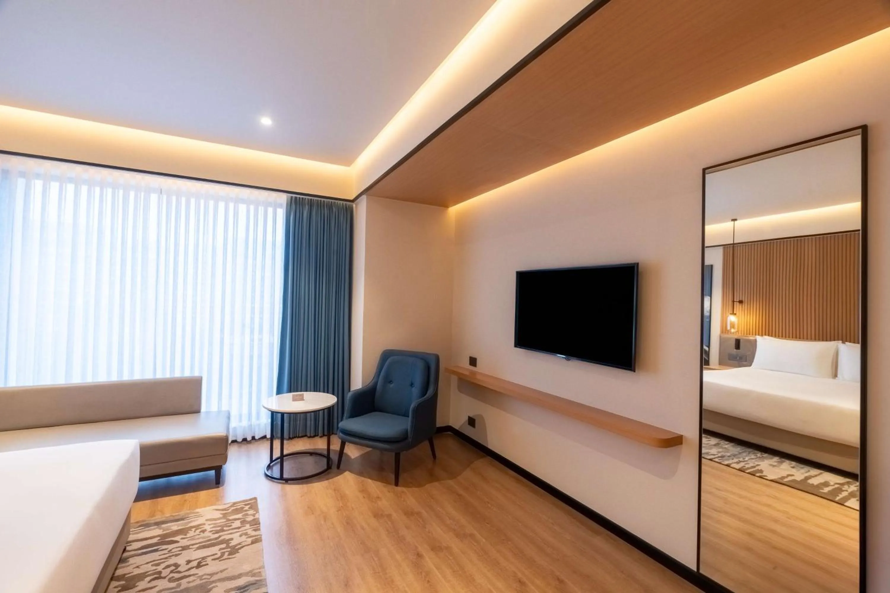 Bedroom, Bed in Radisson Hotel Prayagraj