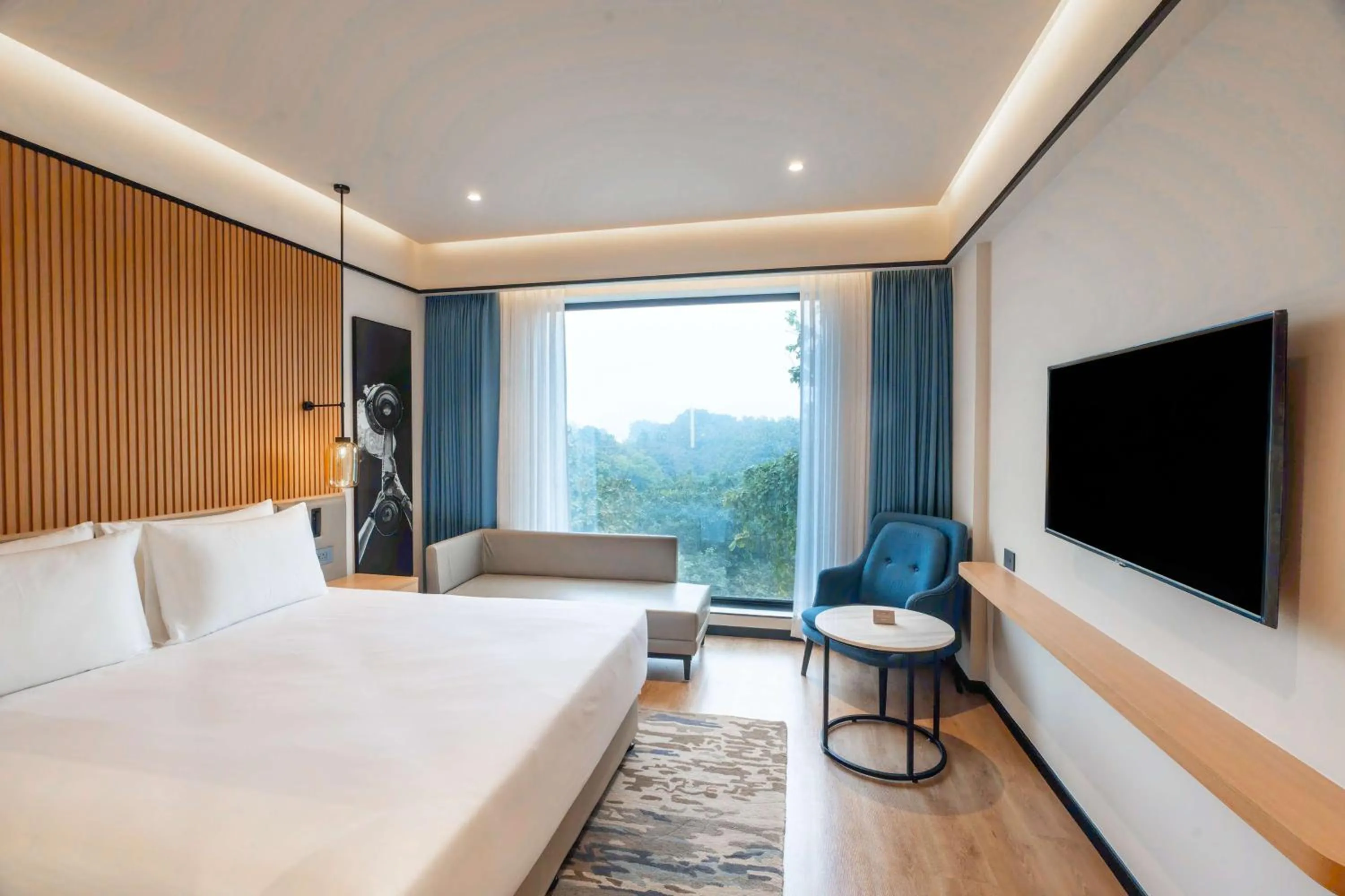 Bedroom, Bed in Radisson Hotel Prayagraj