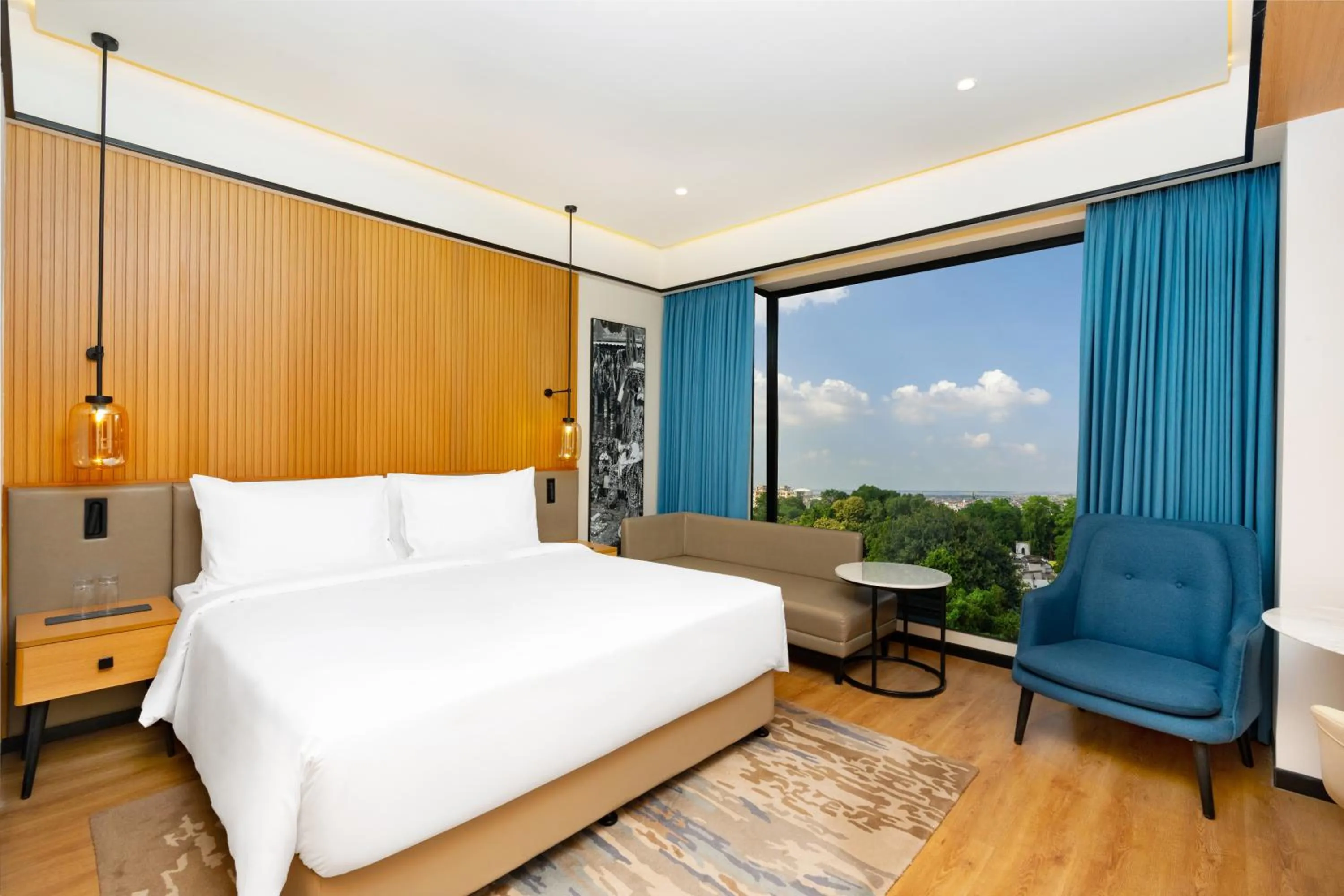 Bed in Radisson Hotel Prayagraj