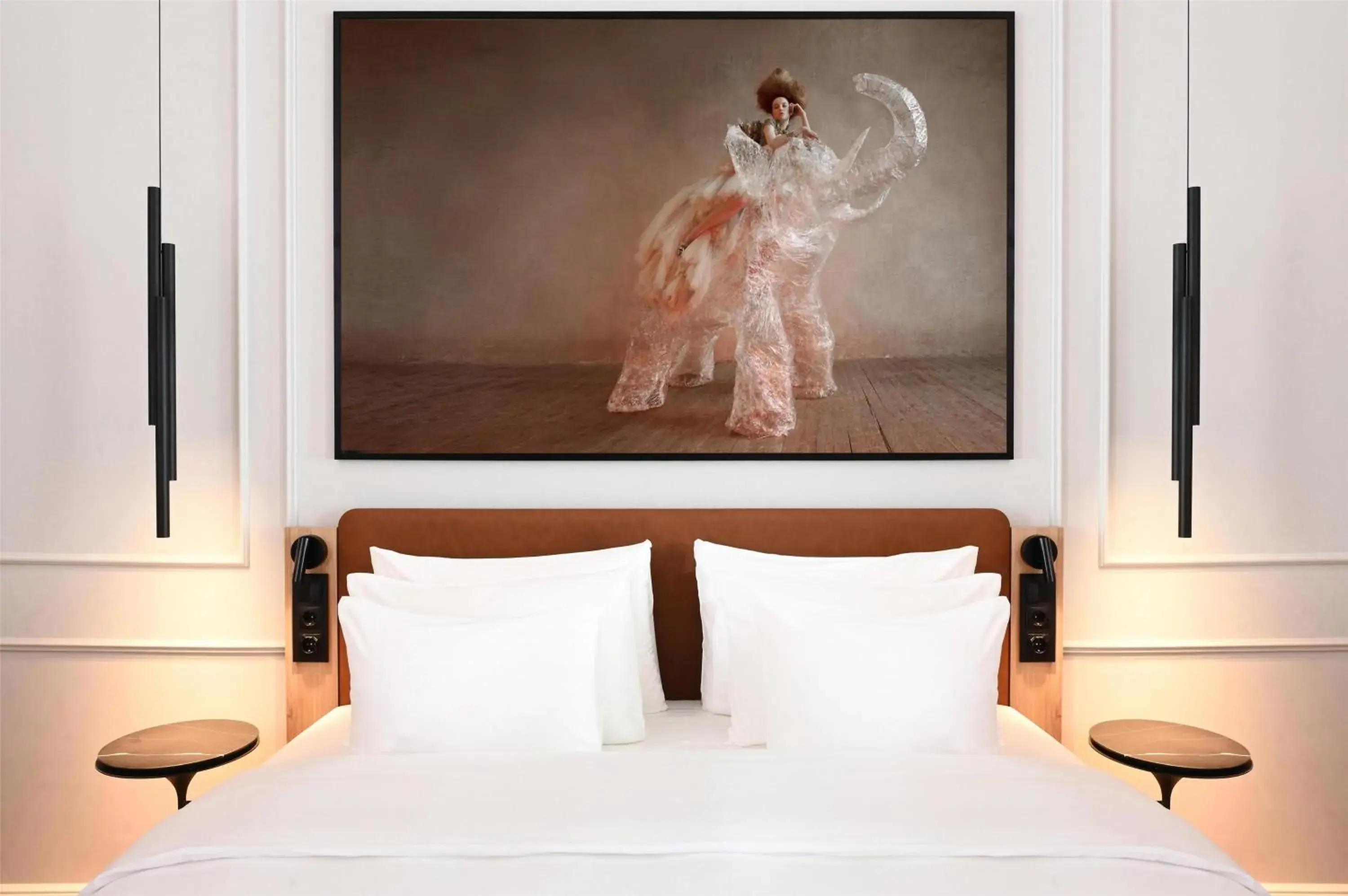 Bedroom, Bed in Radisson Collection Hotel, Basilica Budapest Bedroom, Bed in Radisson Collection Hotel, Basilica Budapest