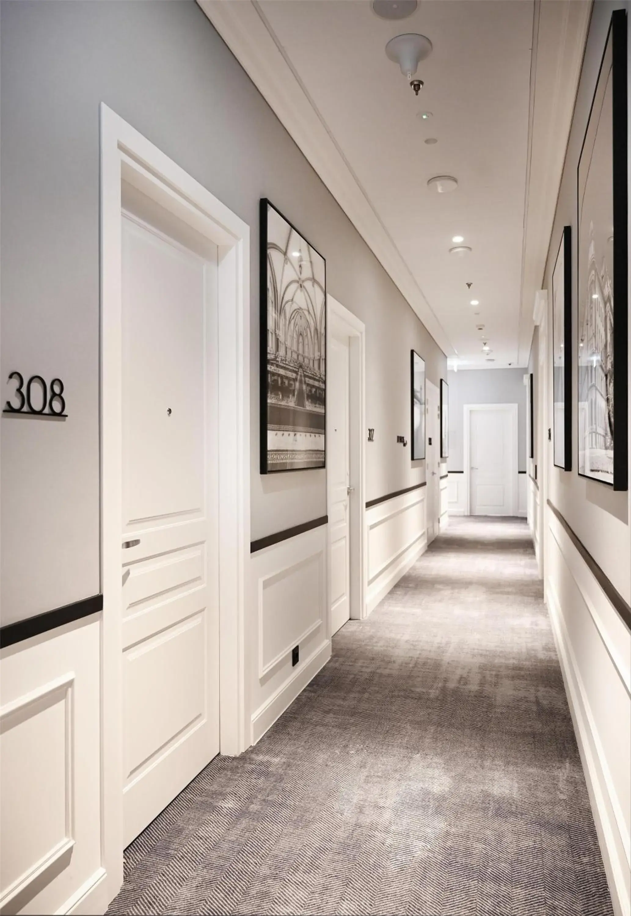 Property building in Radisson Collection Hotel, Basilica Budapest Property building in Radisson Collection Hotel, Basilica Budapest