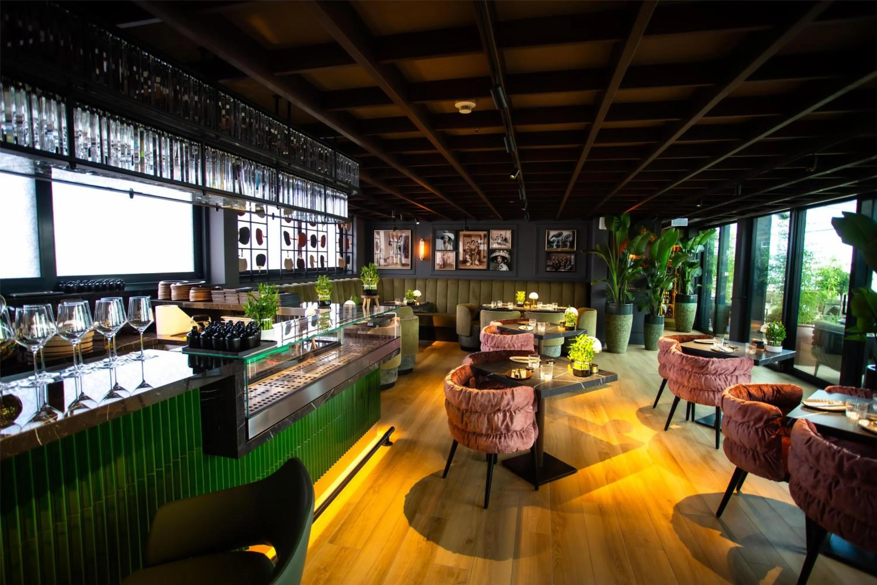 Lounge or bar in Radisson Collection Hotel, Basilica Budapest