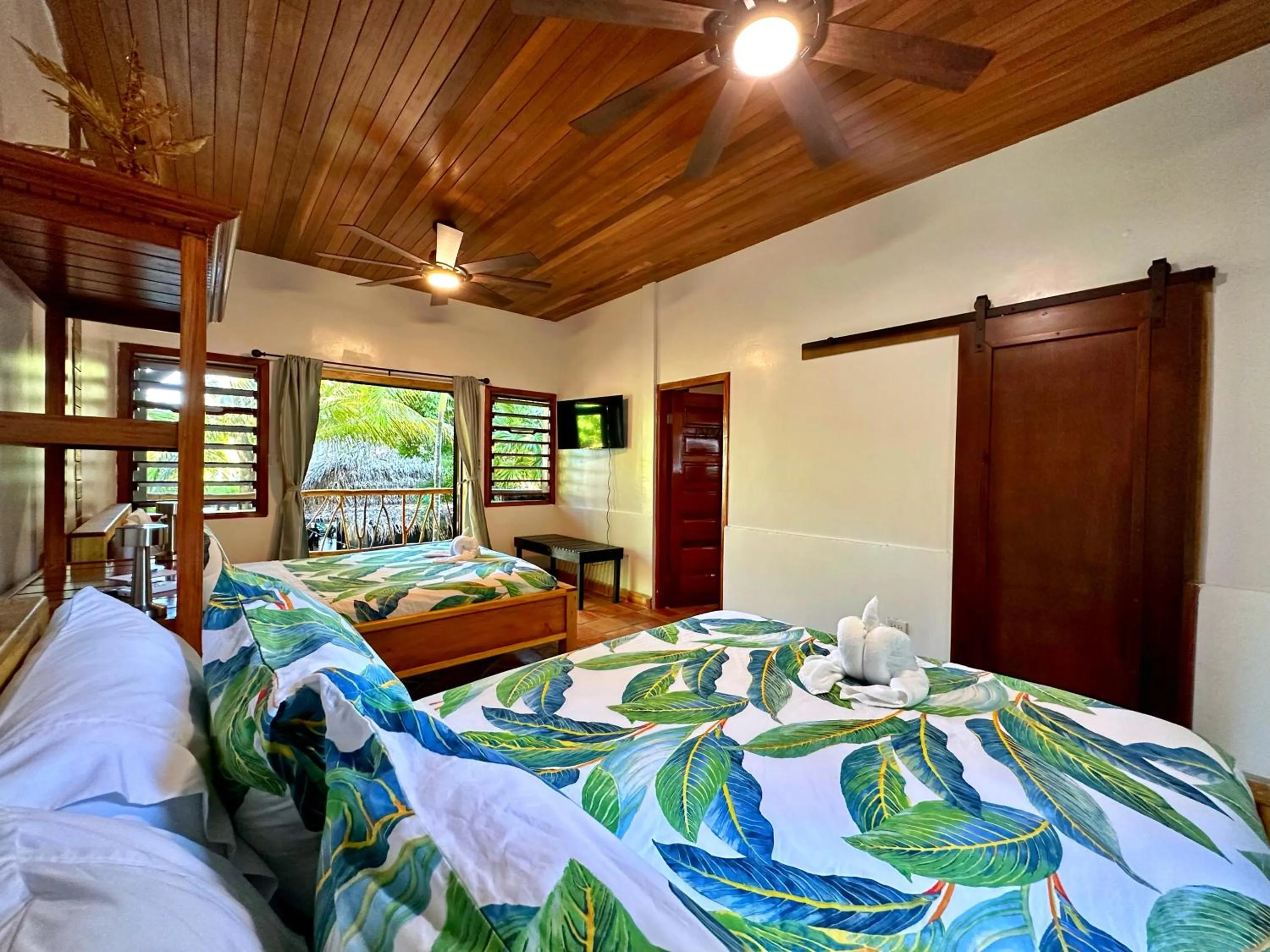 Bed in Azure Del Mar