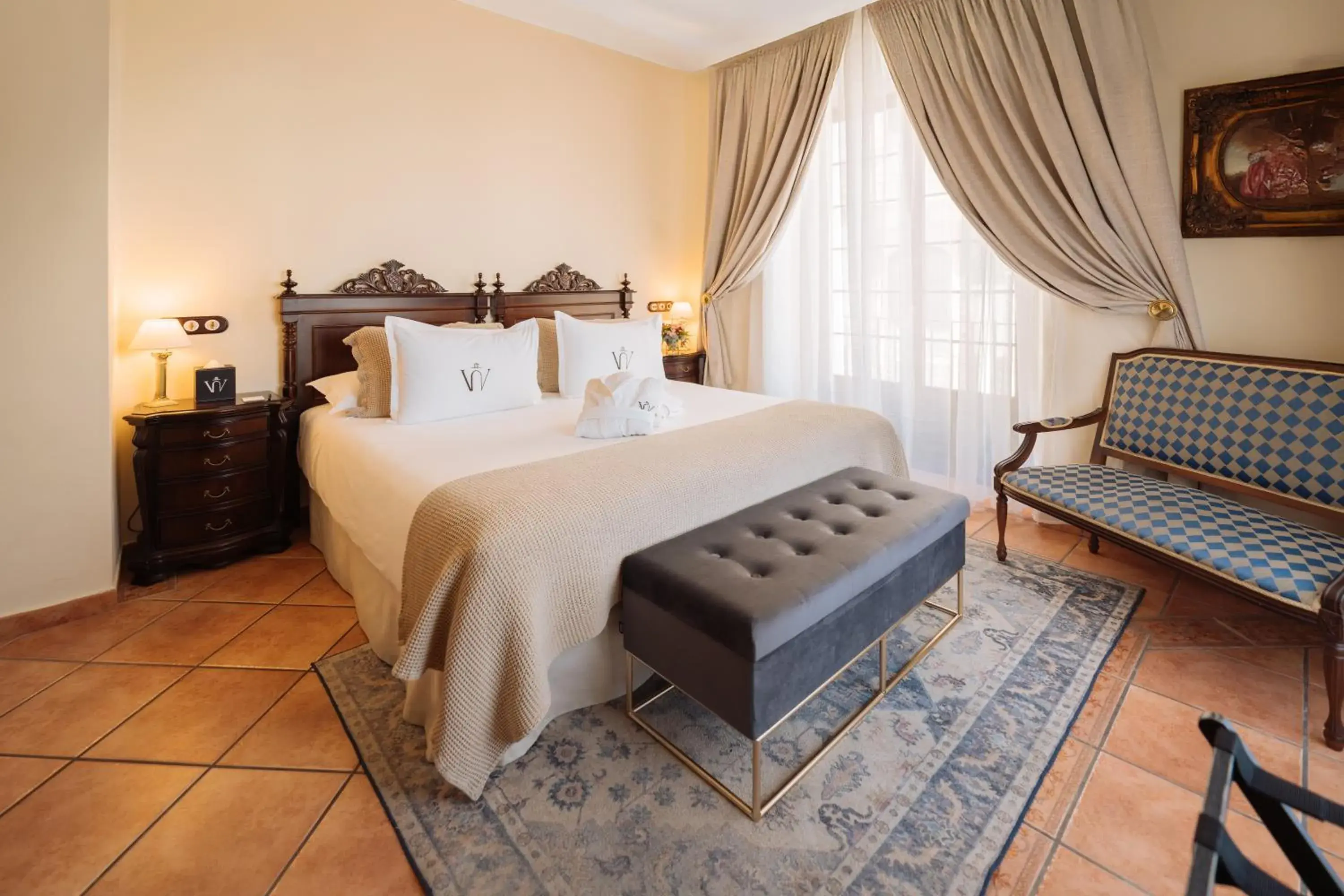 Superior Double Room with City View in Hotel Palacio de Hemingway Superior Double Room with City View in Hotel Palacio de Hemingway