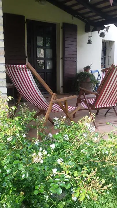 Patio in Fiori Di Maggio