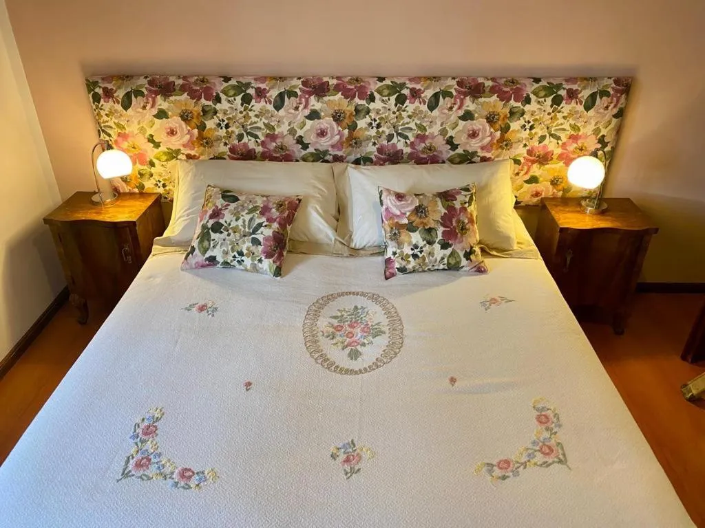 Bed in Fiori Di Maggio