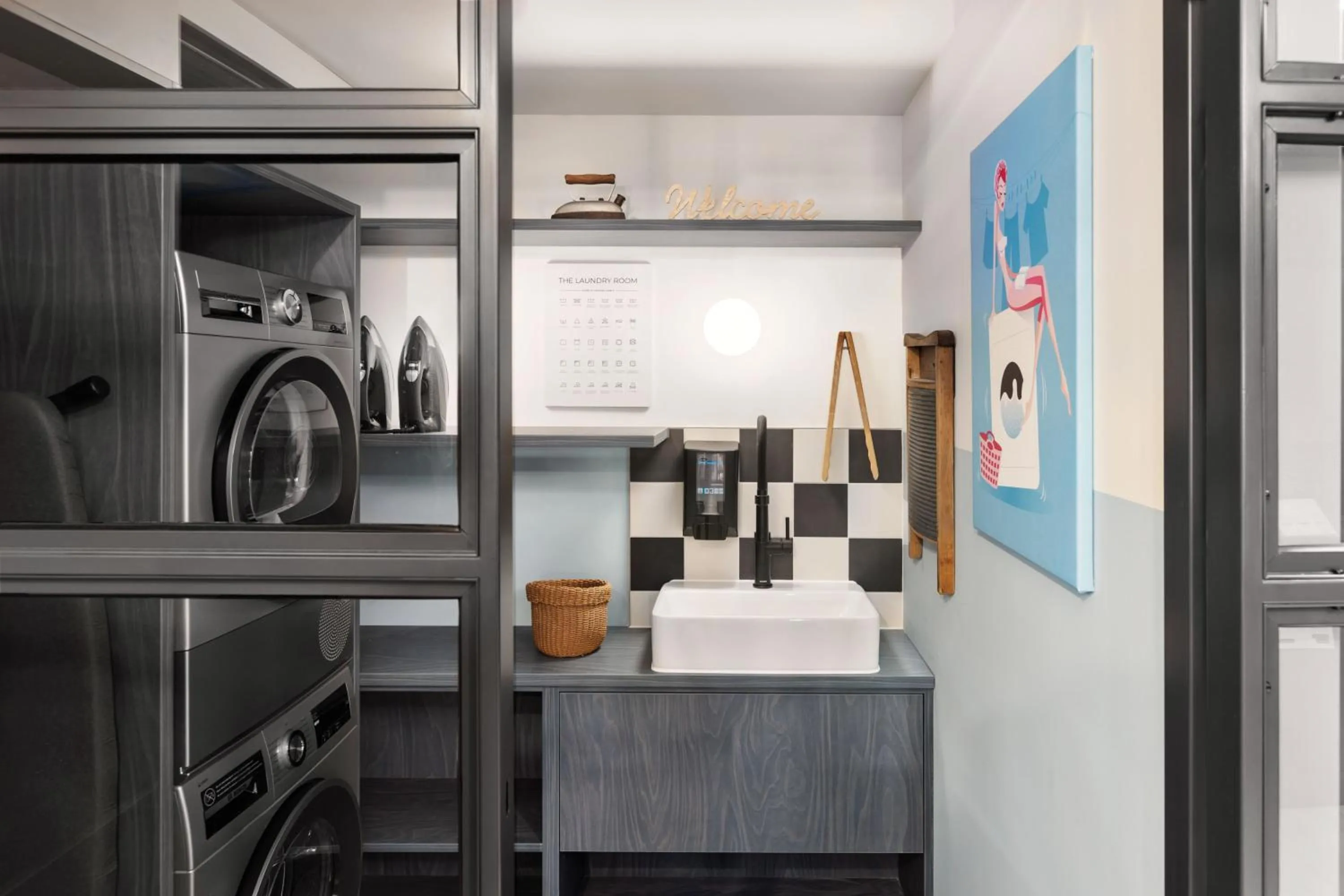 washing machine in Stay KooooK Munich City - NEW OPENING