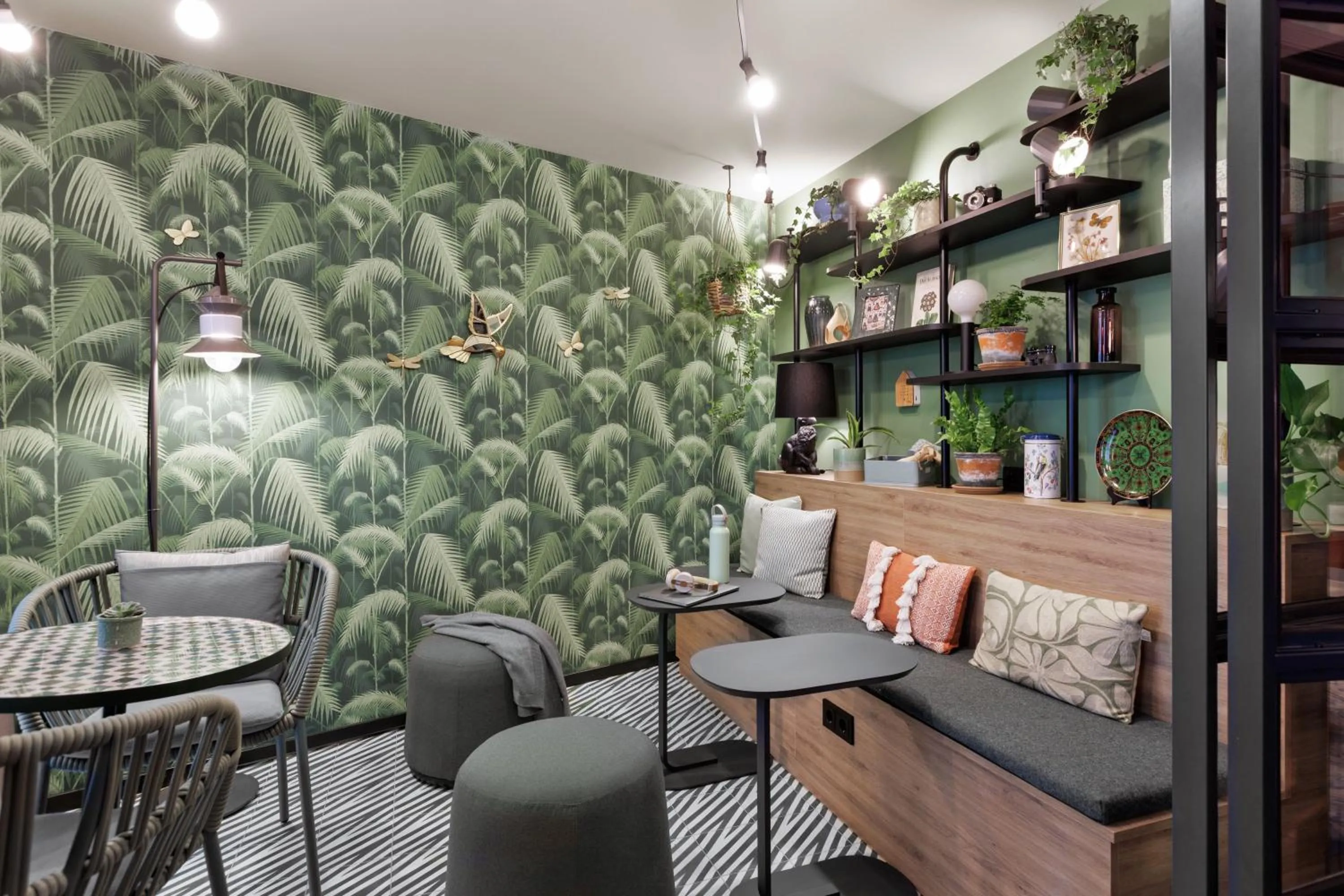 Communal lounge/ TV room in Stay KooooK Munich City - NEW OPENING