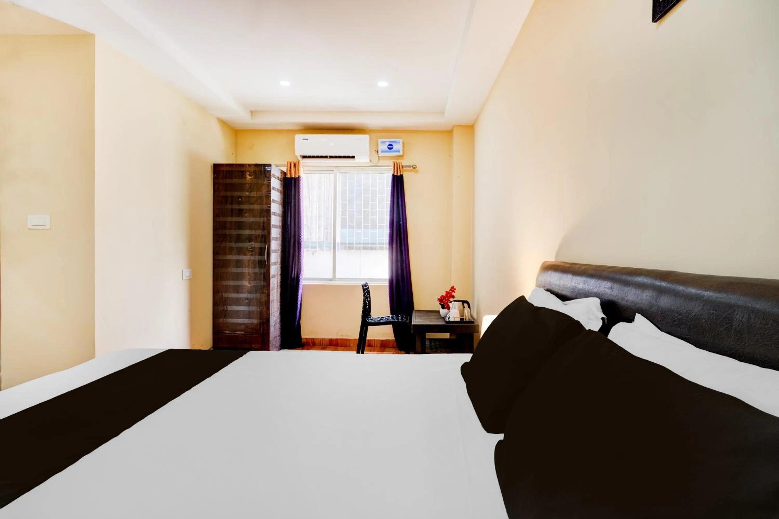 Bedroom, Bed in Super Collection O Last Gate Near Dispur Law College Formerly RR hotels