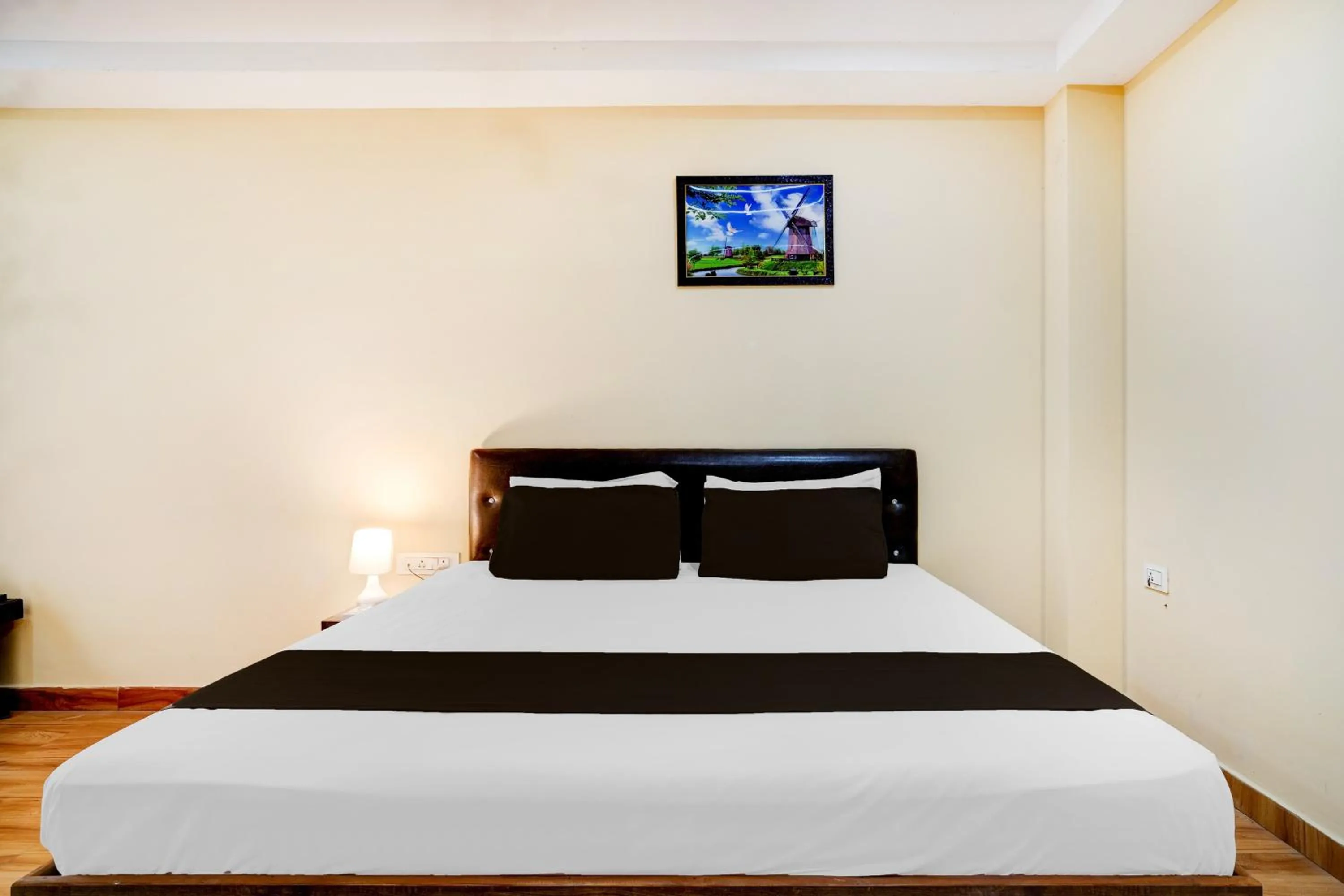 Bedroom, Bed in Super Collection O Last Gate Near Dispur Law College Formerly RR hotels