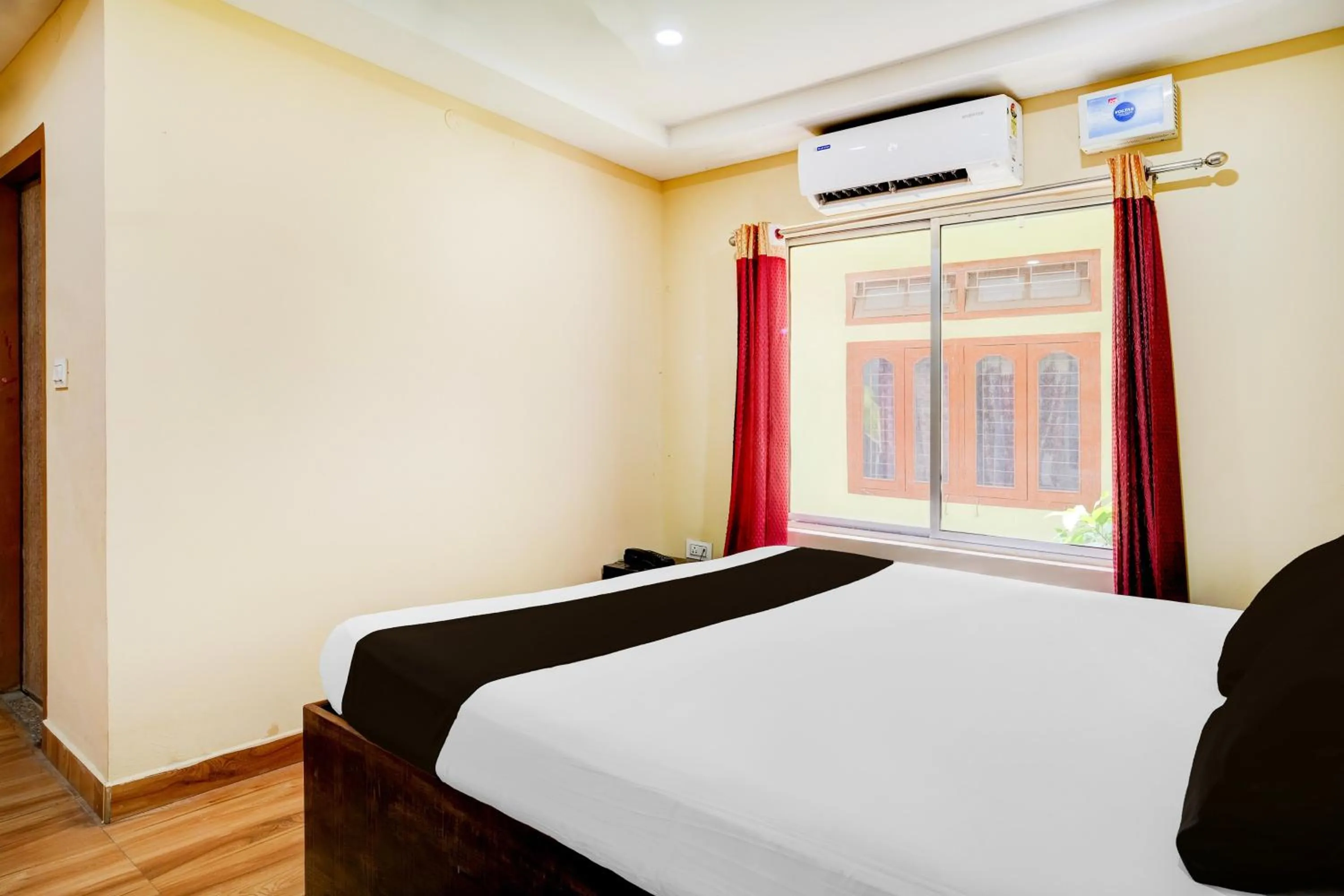 Bedroom, Bed in Super Collection O Last Gate Near Dispur Law College Formerly RR hotels