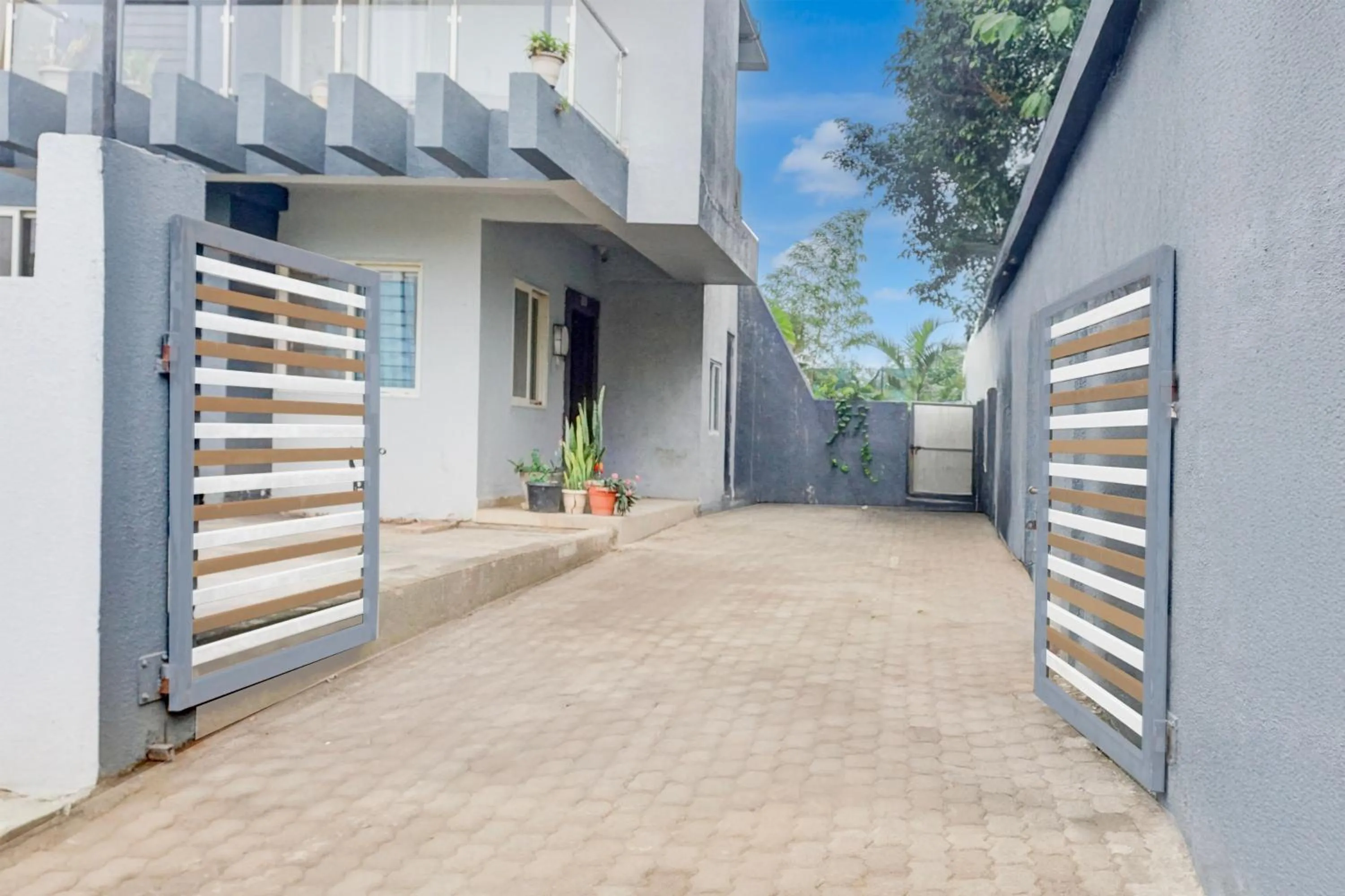 Facade/entrance in Super Collection O Khatri Park Formerly Aum Villa