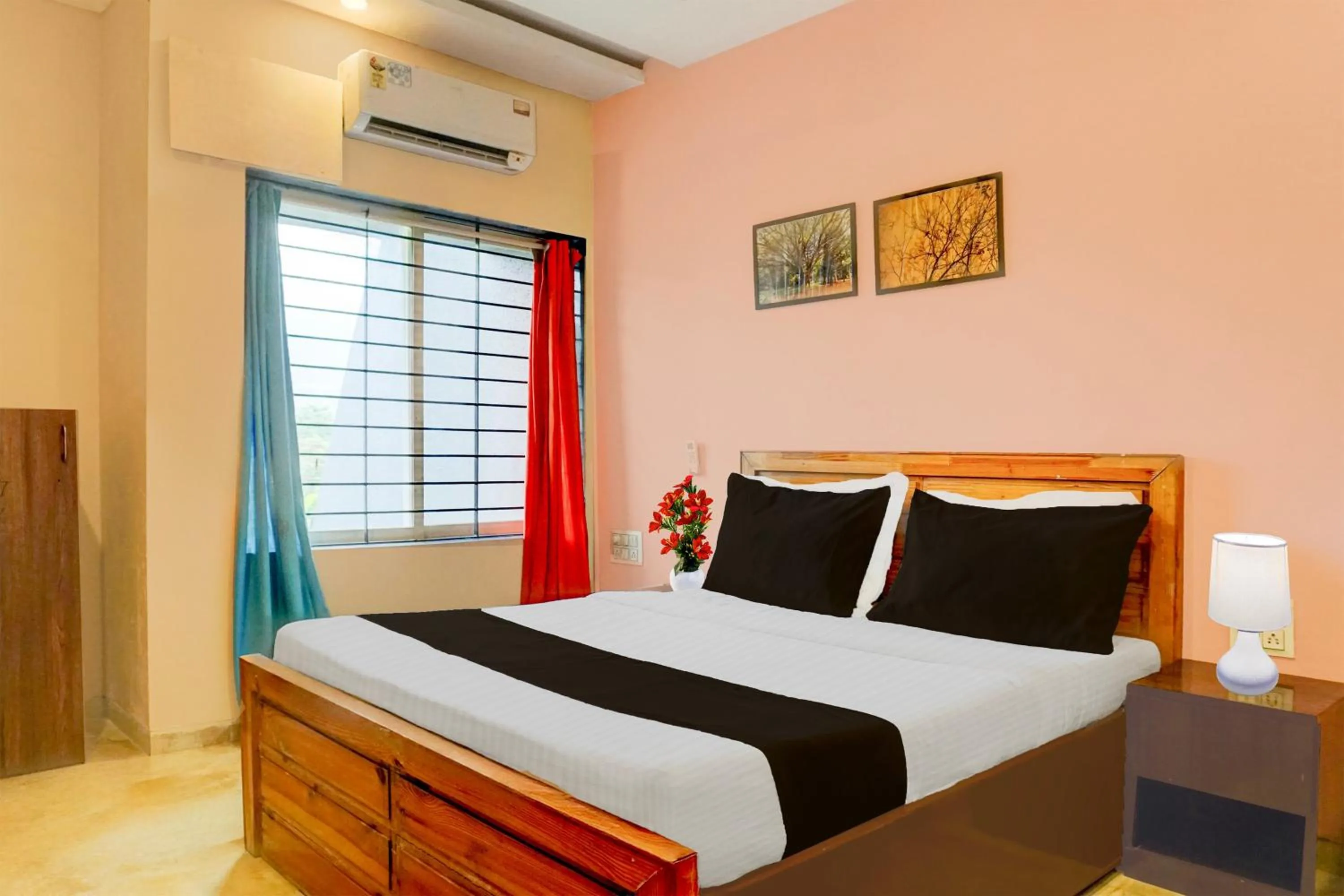 Bedroom, Bed in Super Collection O Khatri Park Formerly Aum Villa