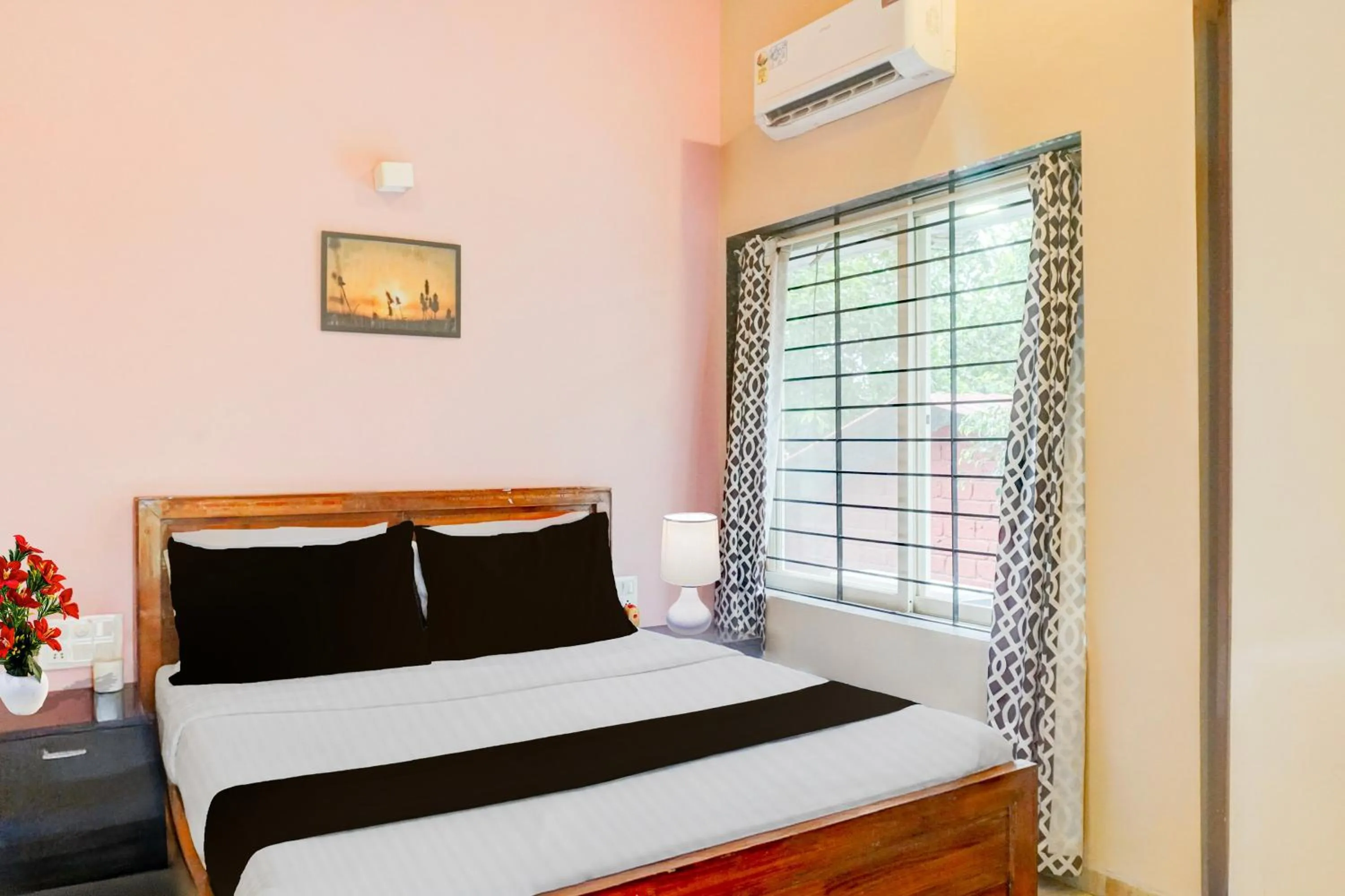 Bedroom, Bed in Super Collection O Khatri Park Formerly Aum Villa