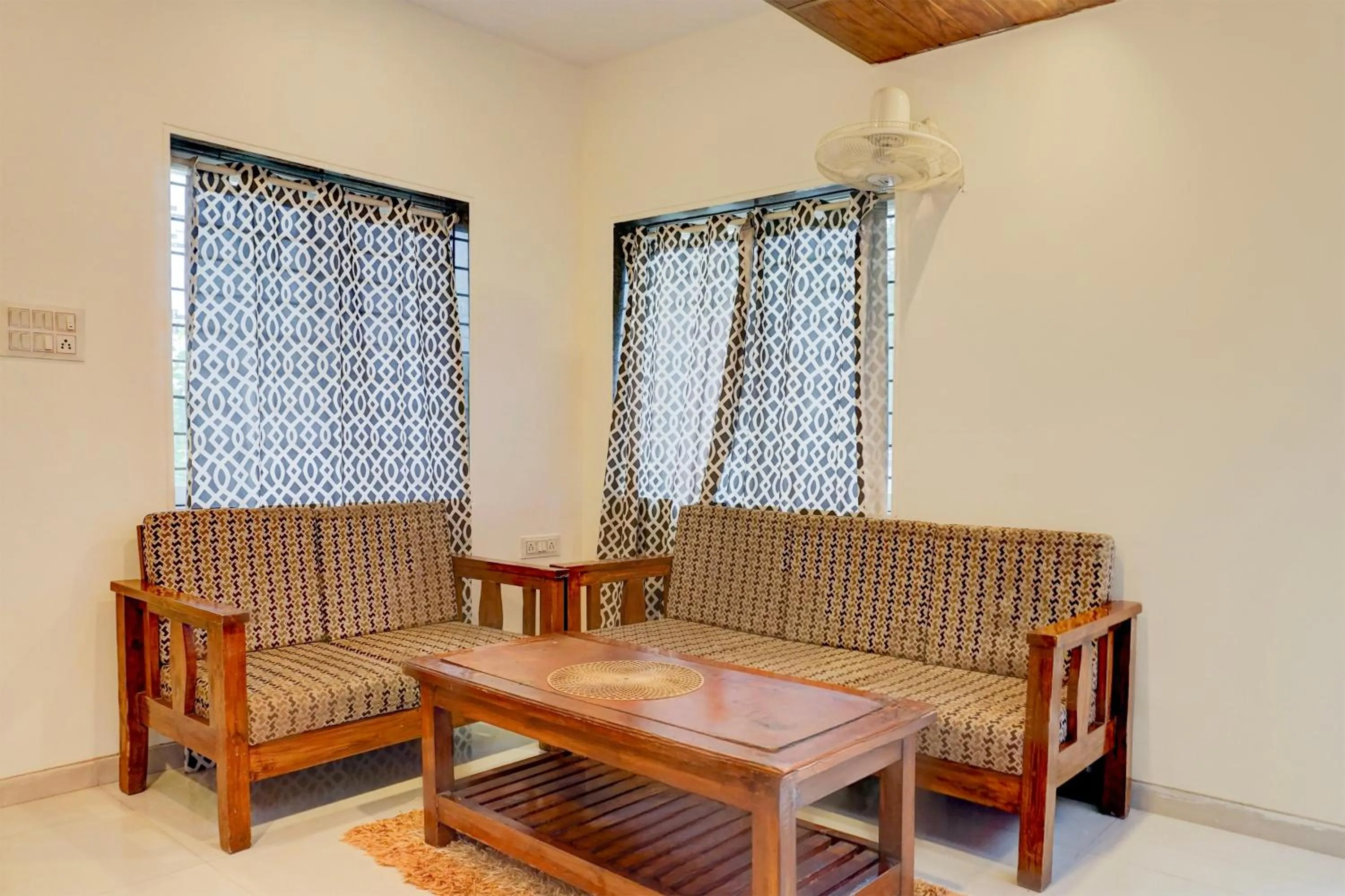 Lobby or reception in Super Collection O Khatri Park Formerly Aum Villa