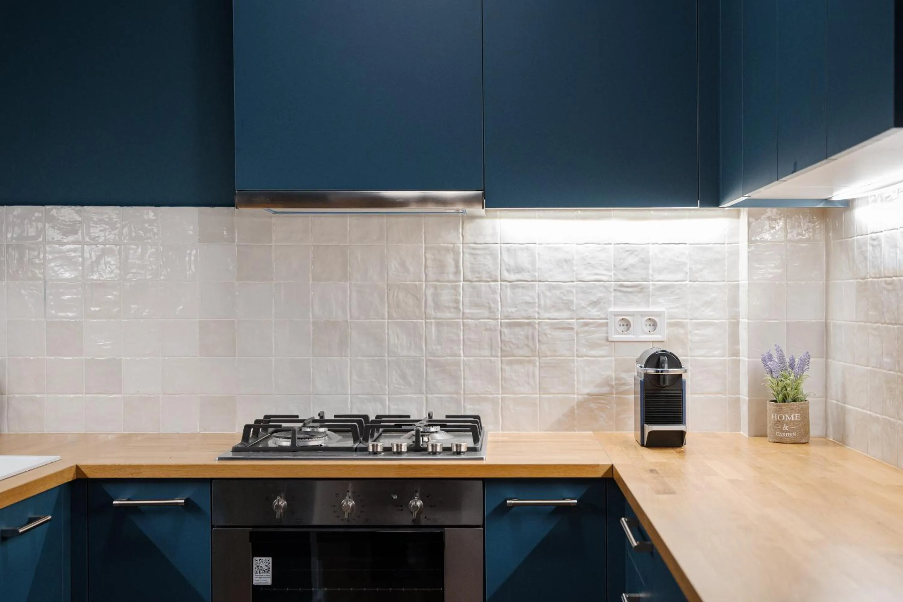 Coffee/tea facilities in Acropolis Classy Apartments