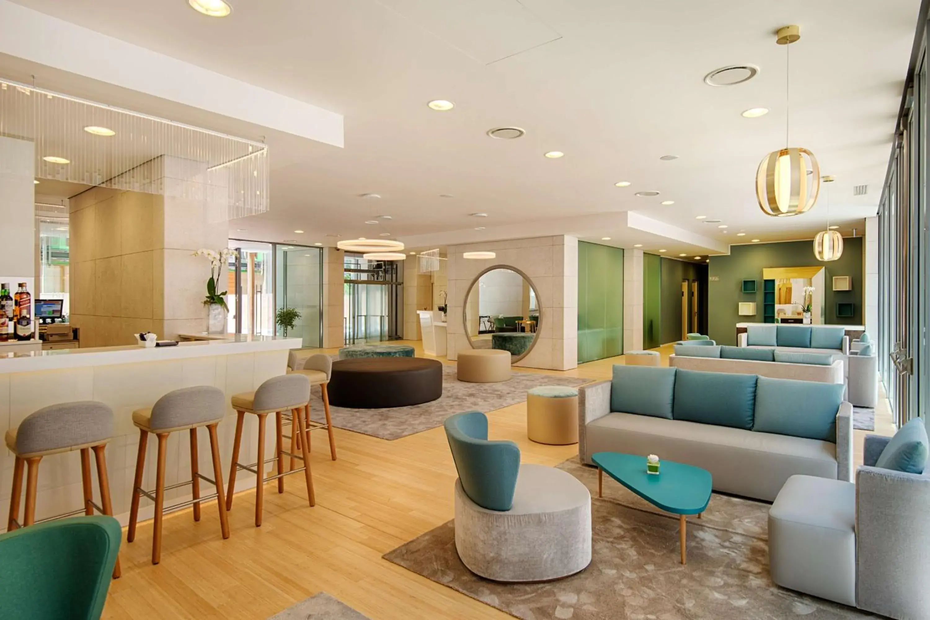 Lounge or bar in NH Trento Lounge or bar in NH Trento