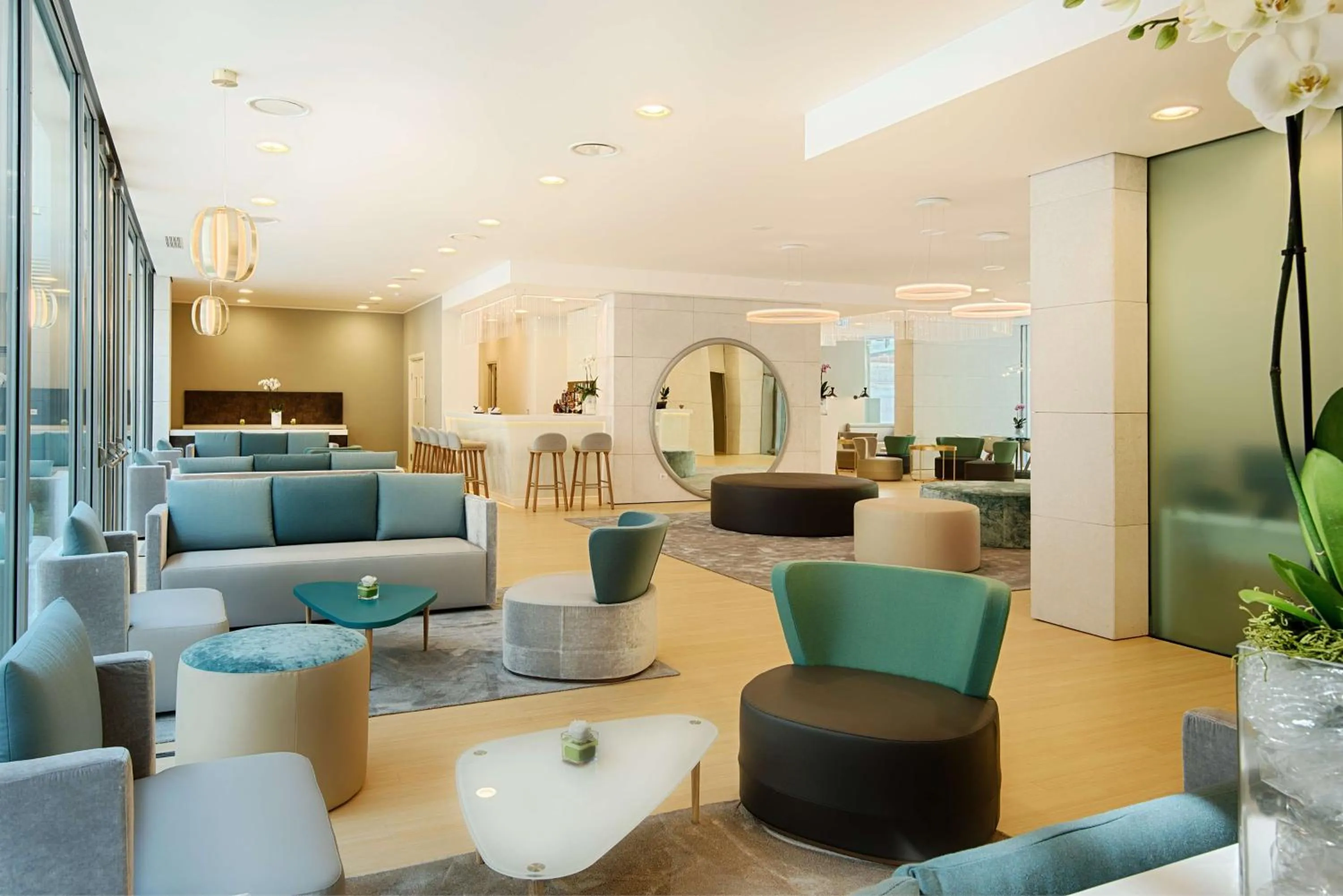 Restaurant/places to eat in NH Trento