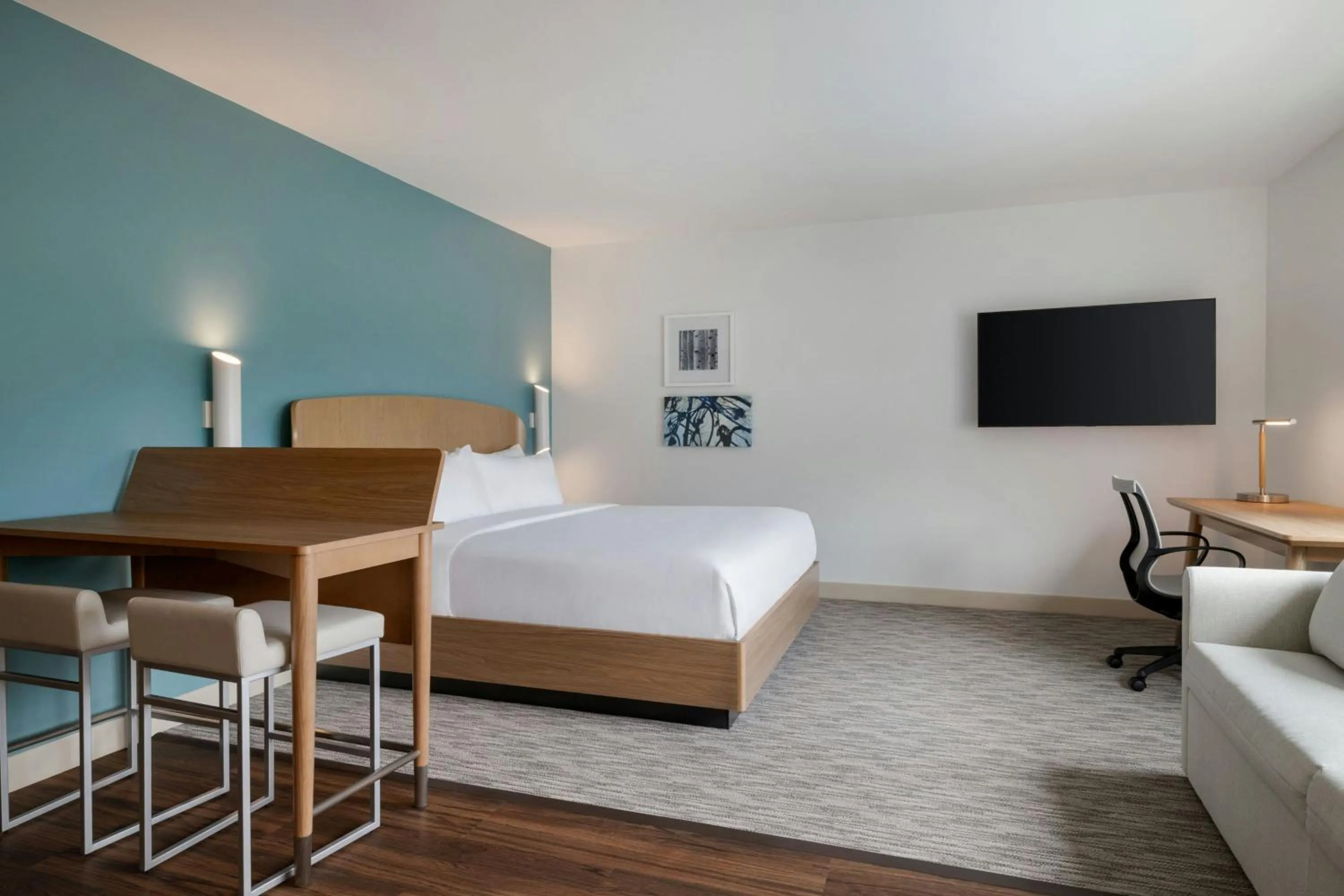 Bedroom, Bed in Element Charleston Airport