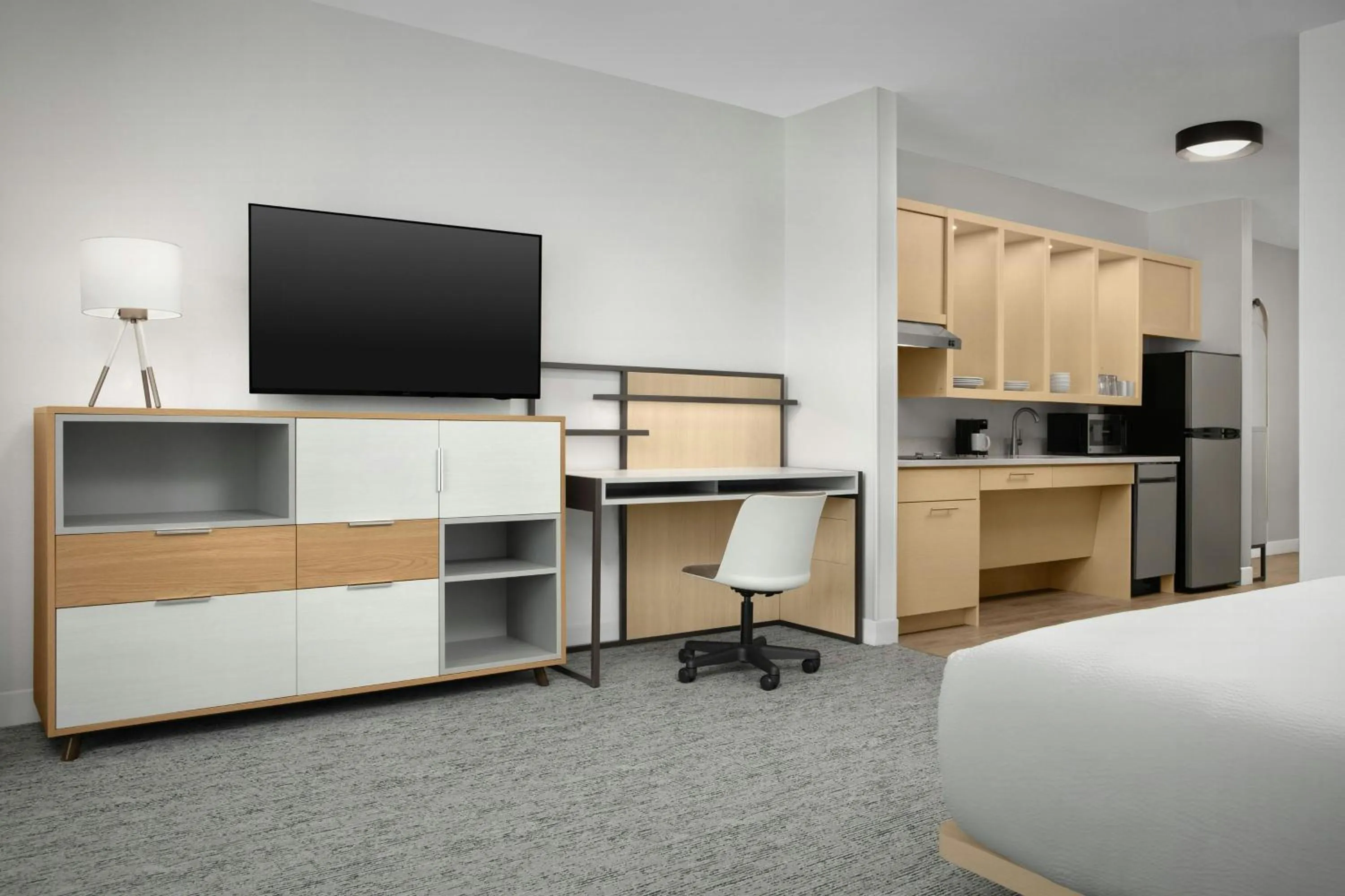 Photo of the whole room, Bed in TownePlace Suites by Marriott Jacksonville Mayport