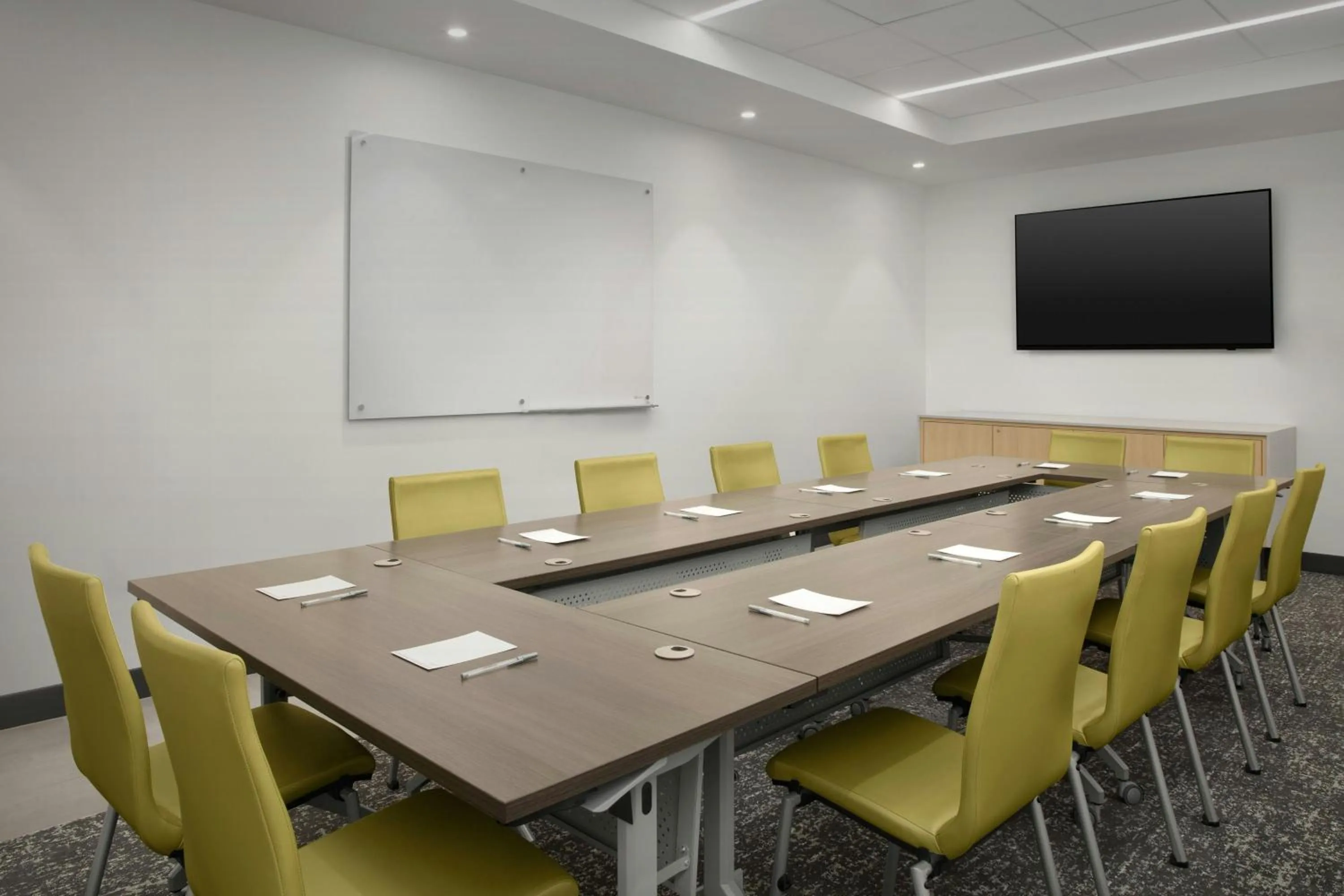 Meeting/conference room in TownePlace Suites by Marriott Jacksonville Mayport
