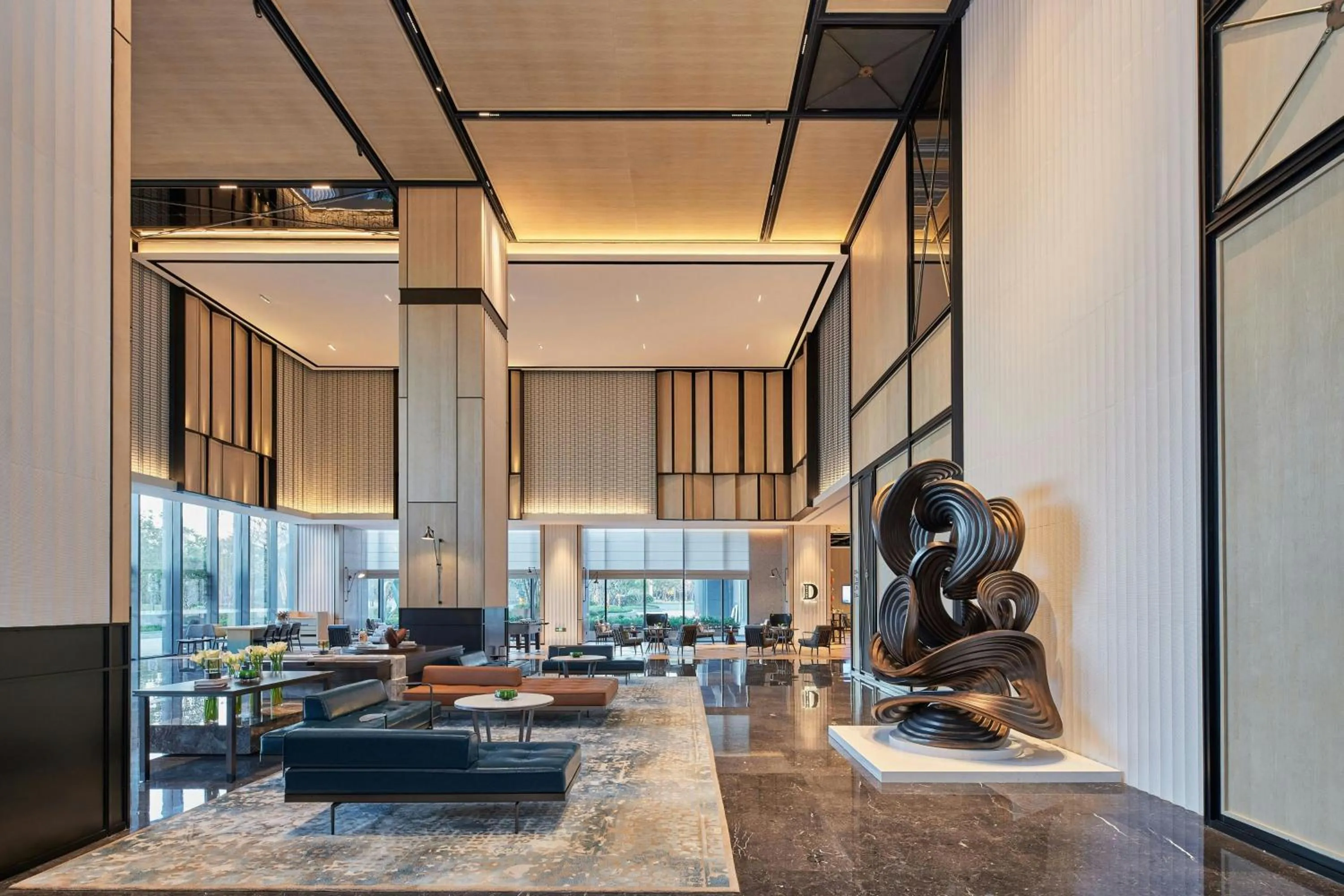 Lobby or reception in Four Points by Sheraton Shenzhen, Guangming