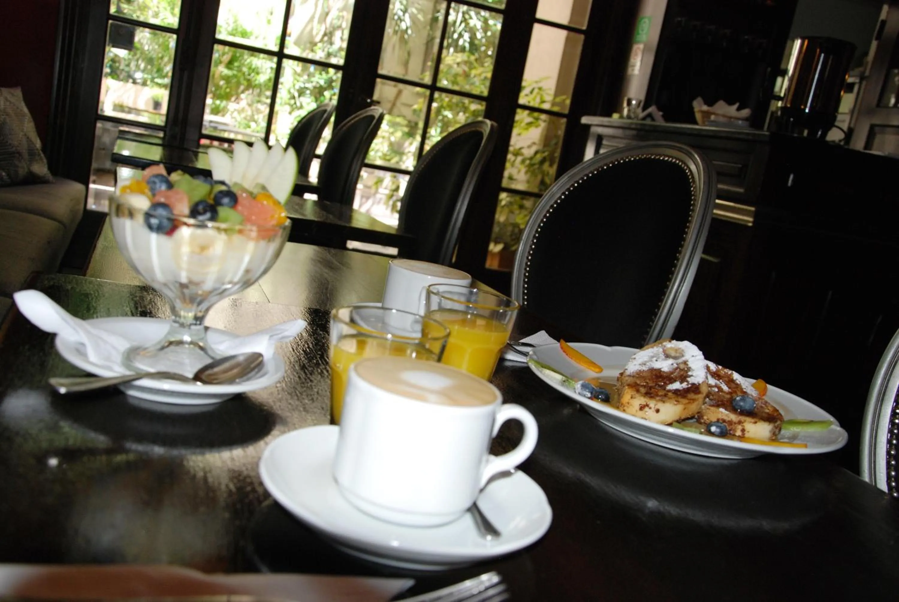 Living room in Miravida Soho Hotel & Wine Bar