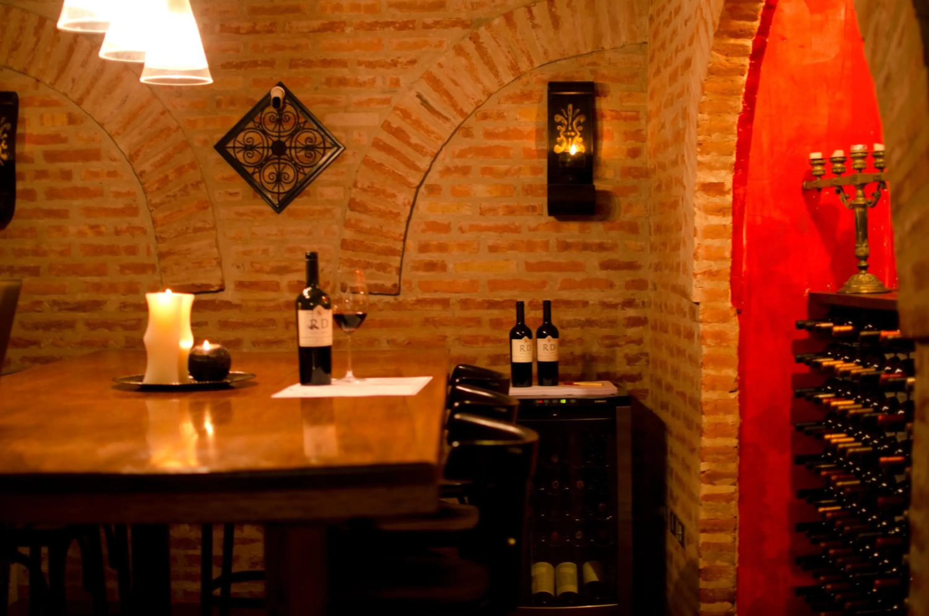 Dining area in Miravida Soho Hotel & Wine Bar