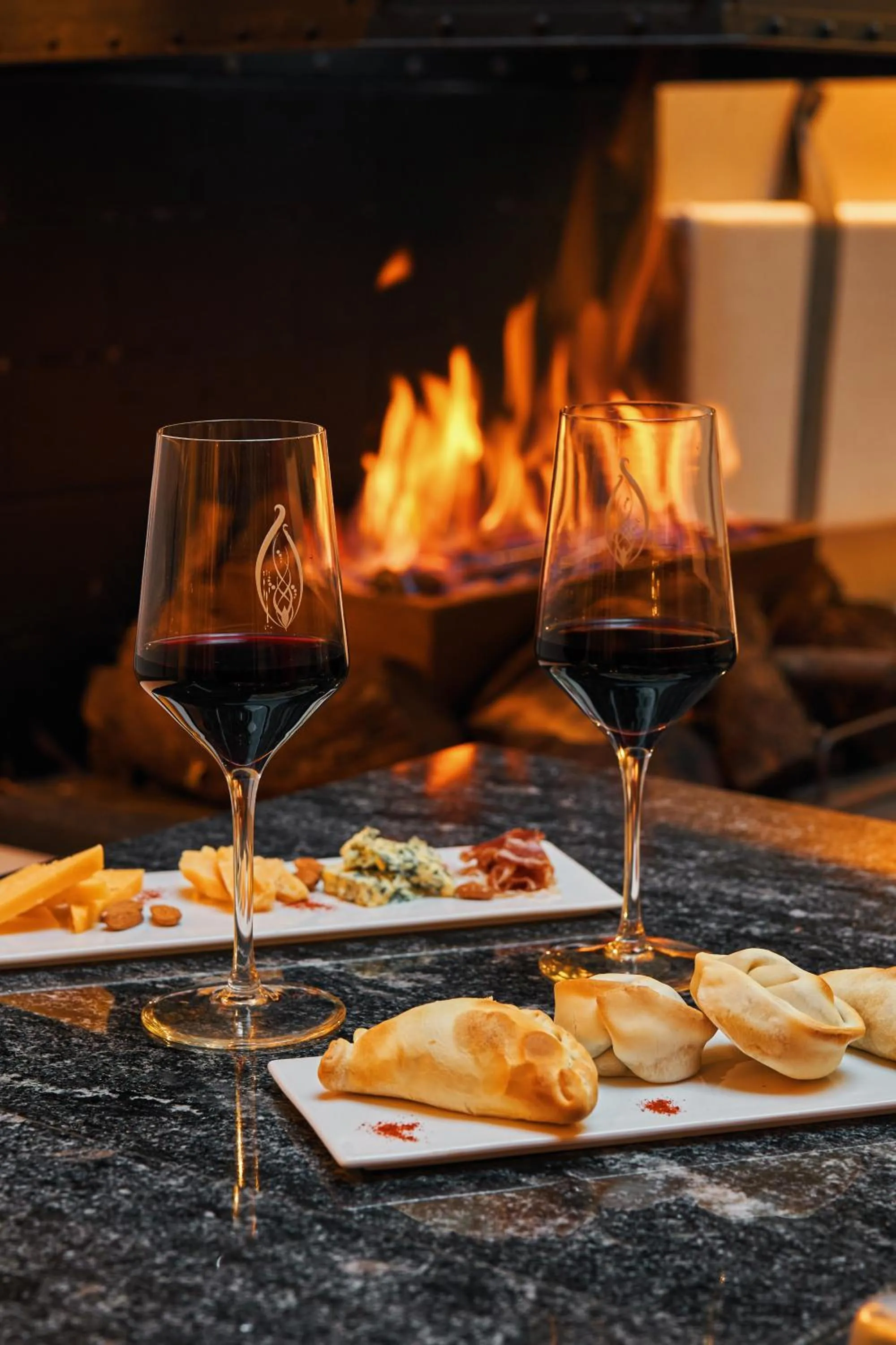 Food and drinks in Miravida Soho Hotel & Wine Bar