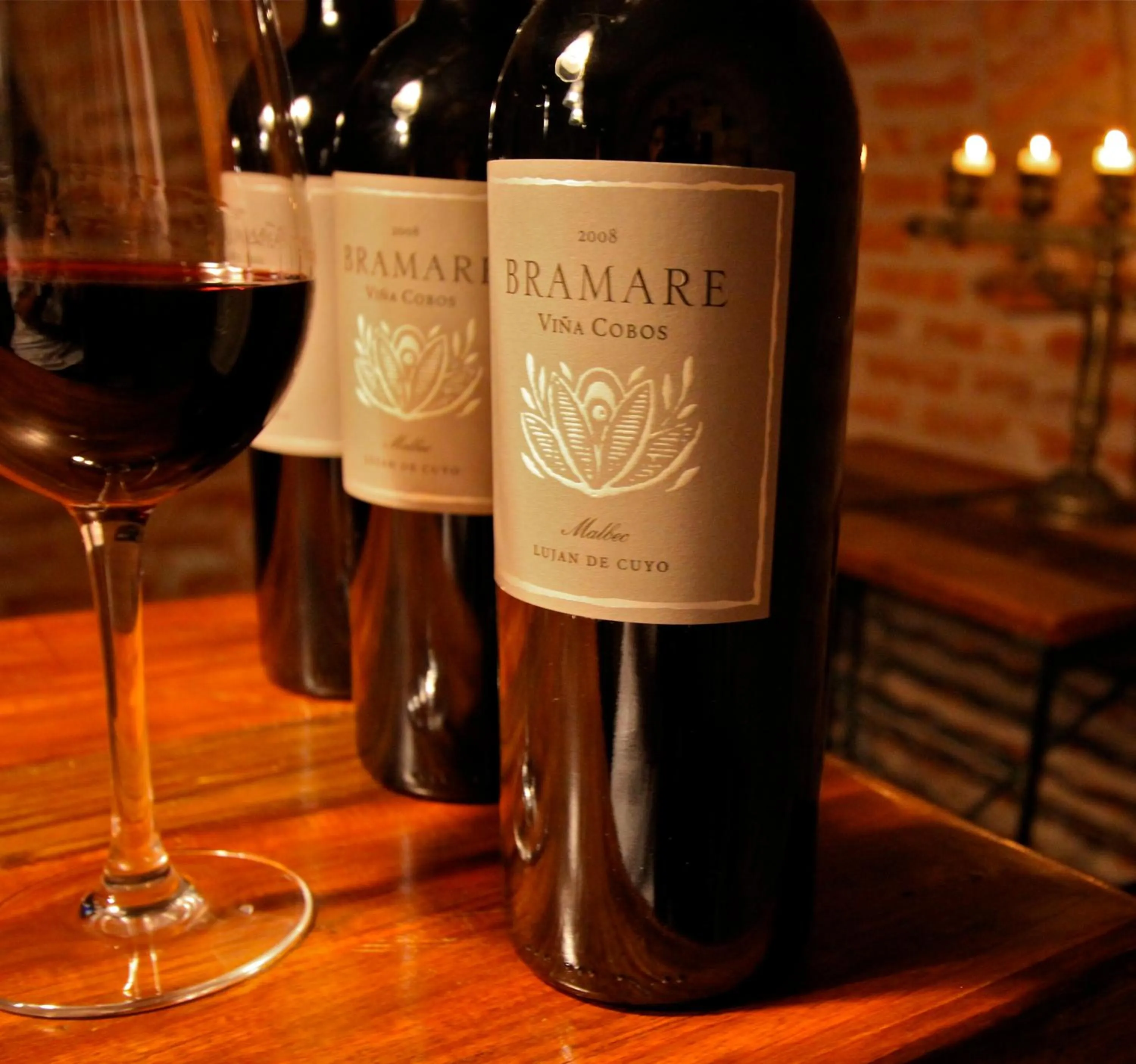 Food and drinks in Miravida Soho Hotel & Wine Bar