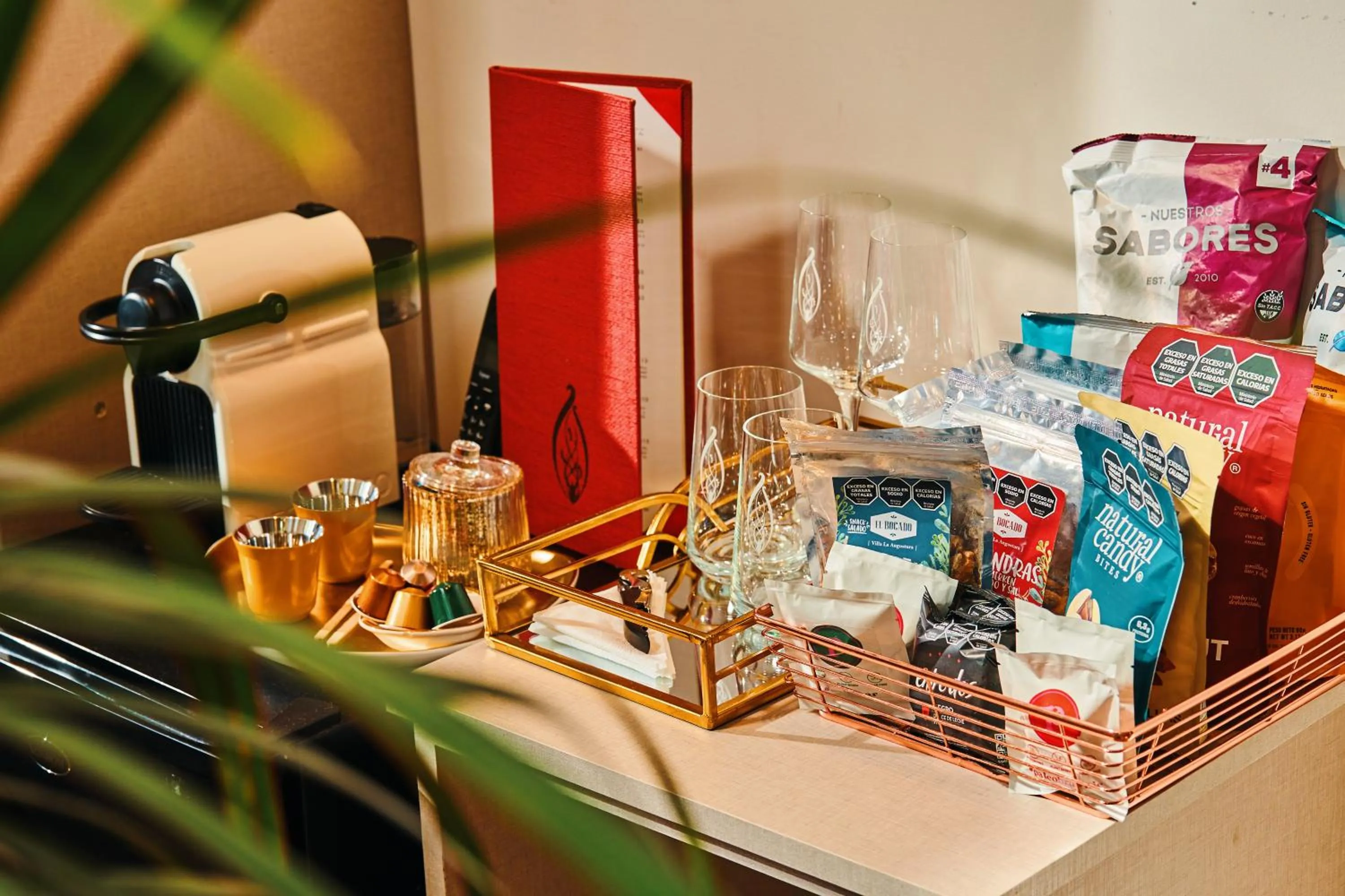 oven in Miravida Soho Hotel & Wine Bar